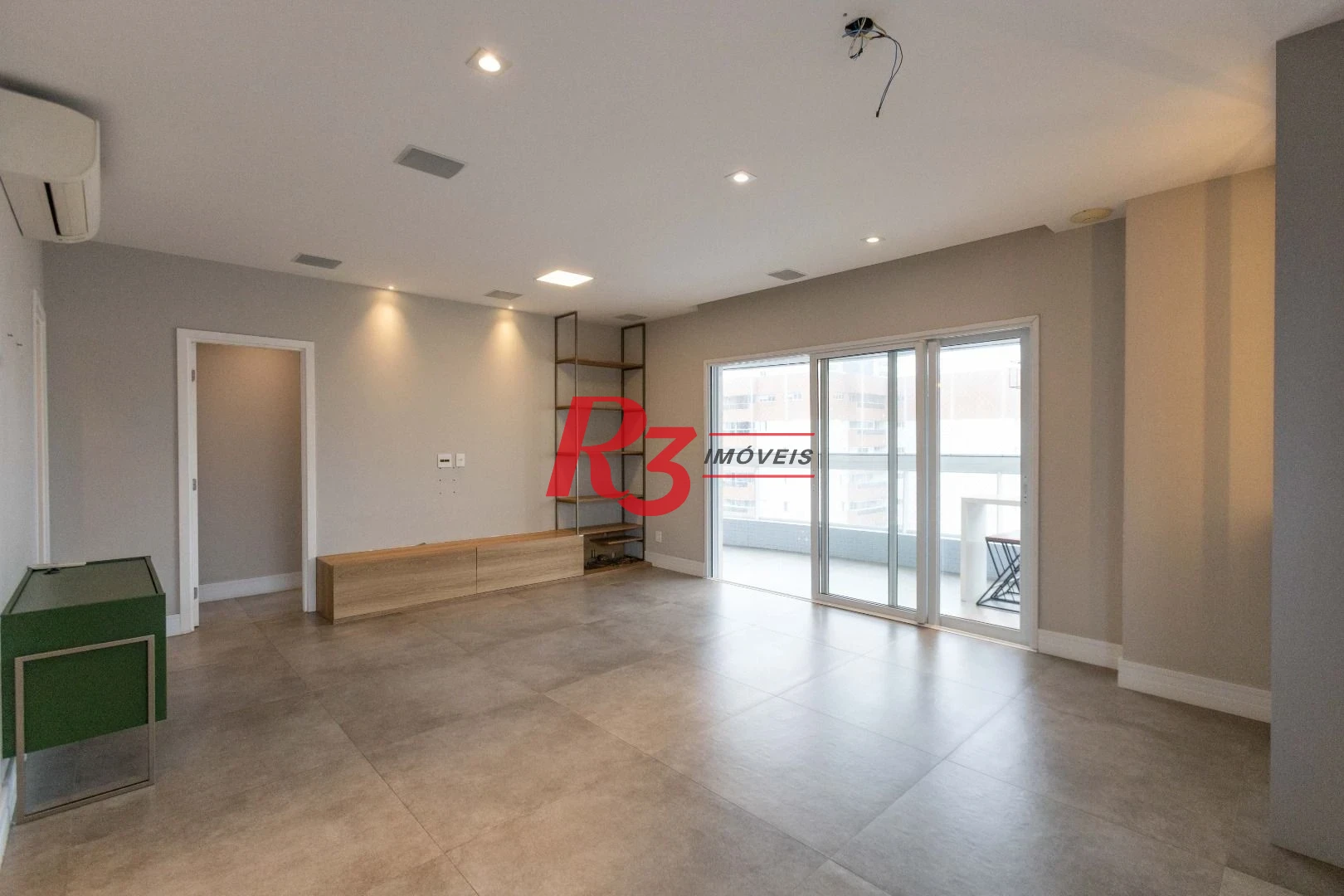 Apartamento com 2 dormitórios à venda, 145 m² por R$ 2.480.000,00 - Boqueirão - Santos/SP