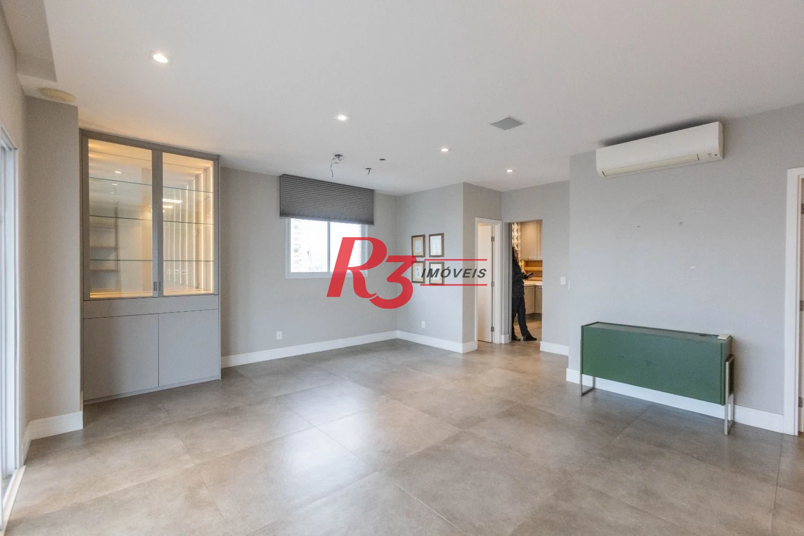 Apartamento com 2 dormitórios à venda, 145 m² por R$ 2.480.000,00 - Boqueirão - Santos/SP