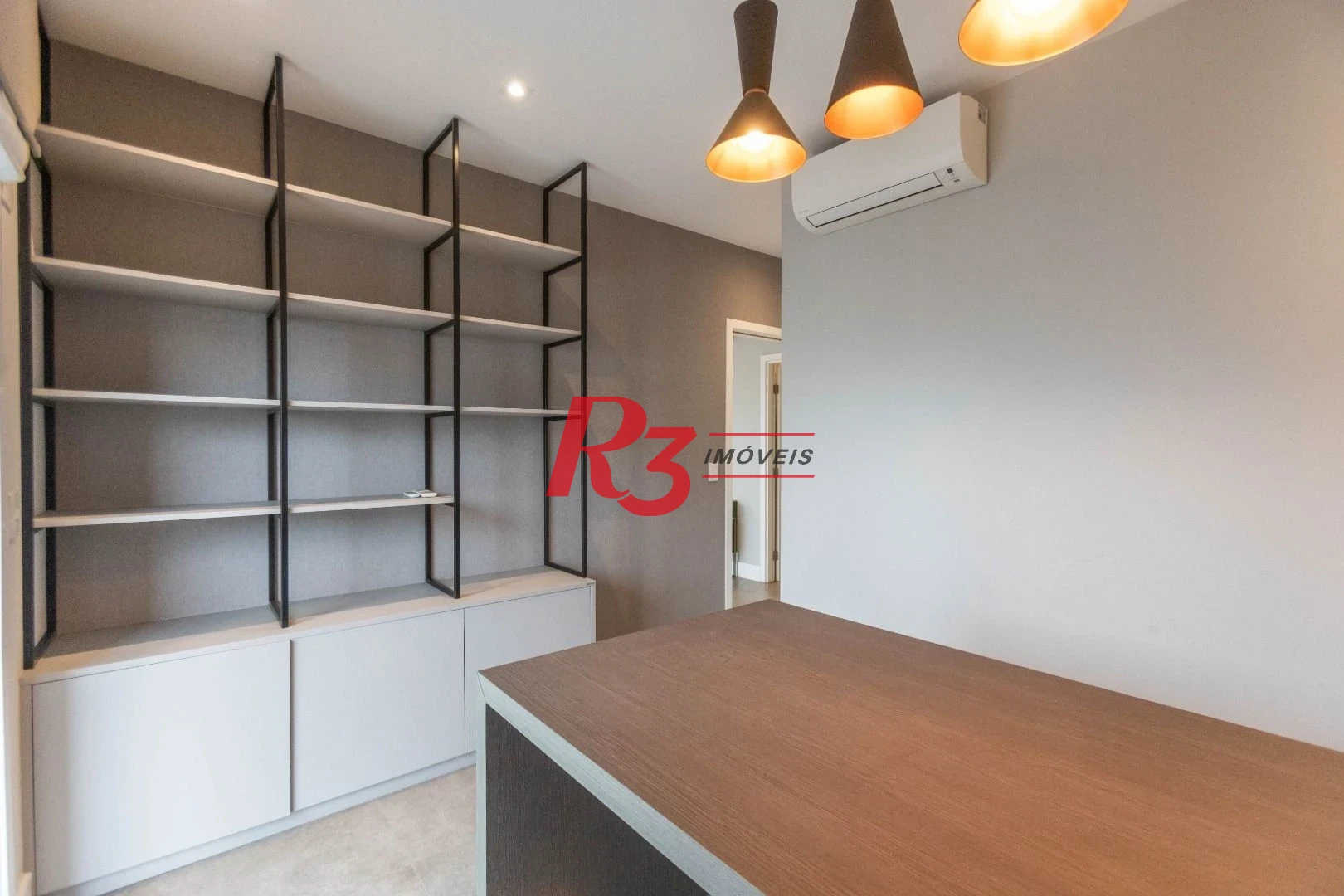 Apartamento com 2 dormitórios à venda, 145 m² por R$ 2.480.000,00 - Boqueirão - Santos/SP
