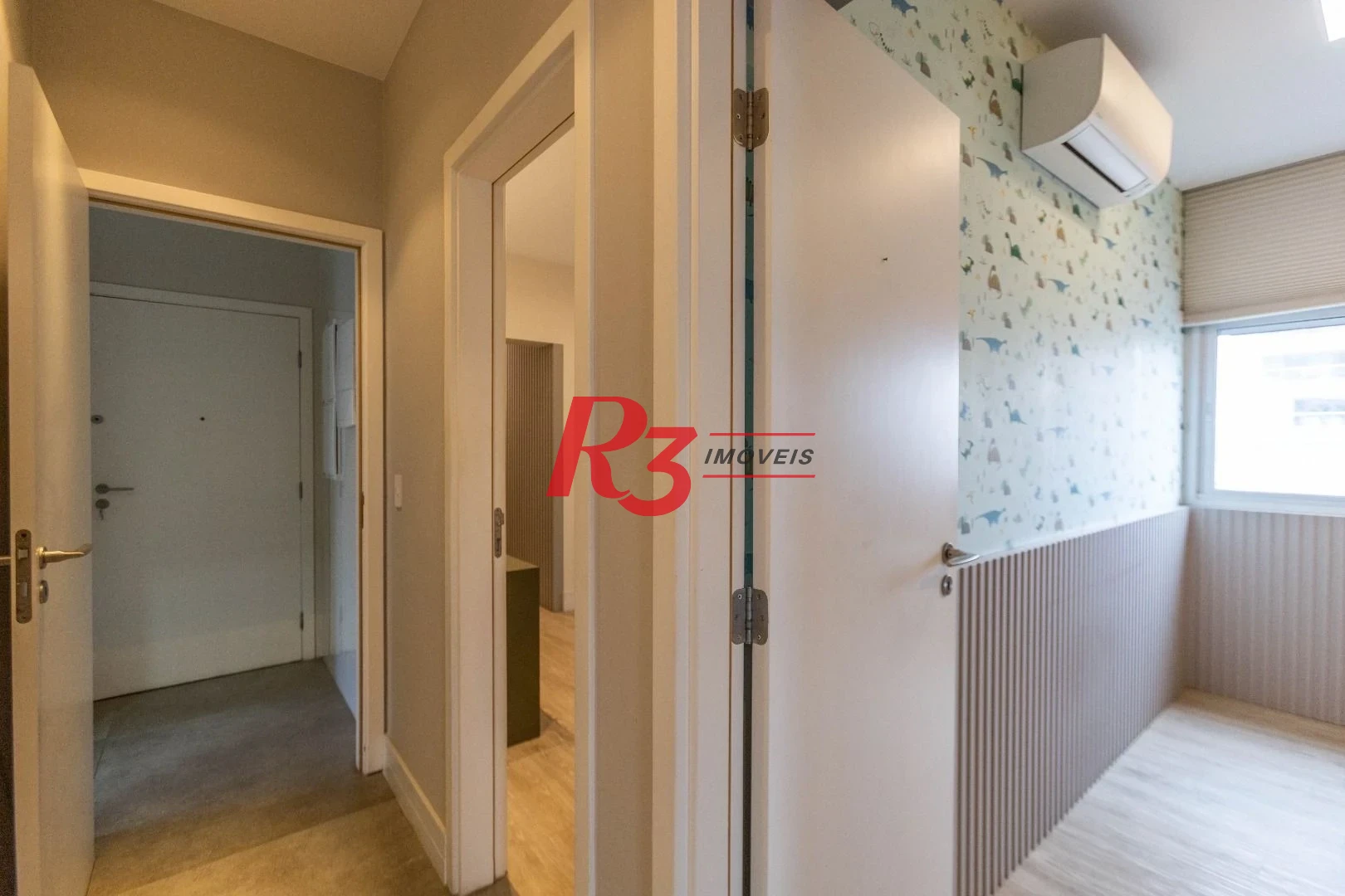 Apartamento com 2 dormitórios à venda, 145 m² por R$ 2.480.000,00 - Boqueirão - Santos/SP