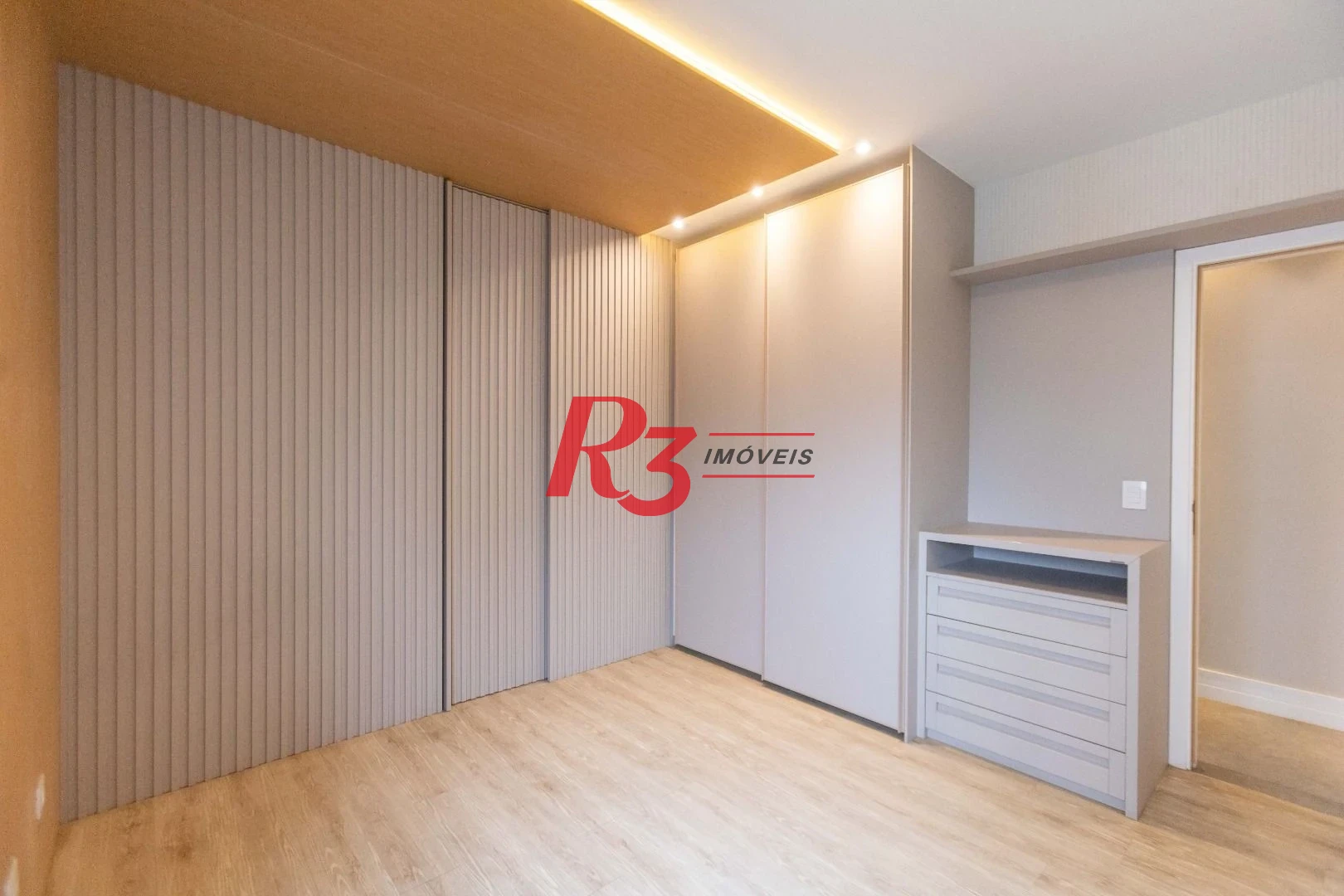 Apartamento com 2 dormitórios à venda, 145 m² por R$ 2.480.000,00 - Boqueirão - Santos/SP
