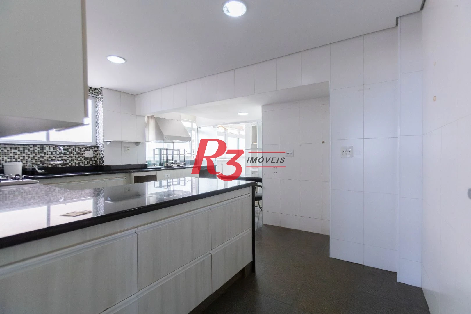 Apartamento para alugar, 197 m² por R$ 9.500,00/mês - José Menino - Santos/SP
