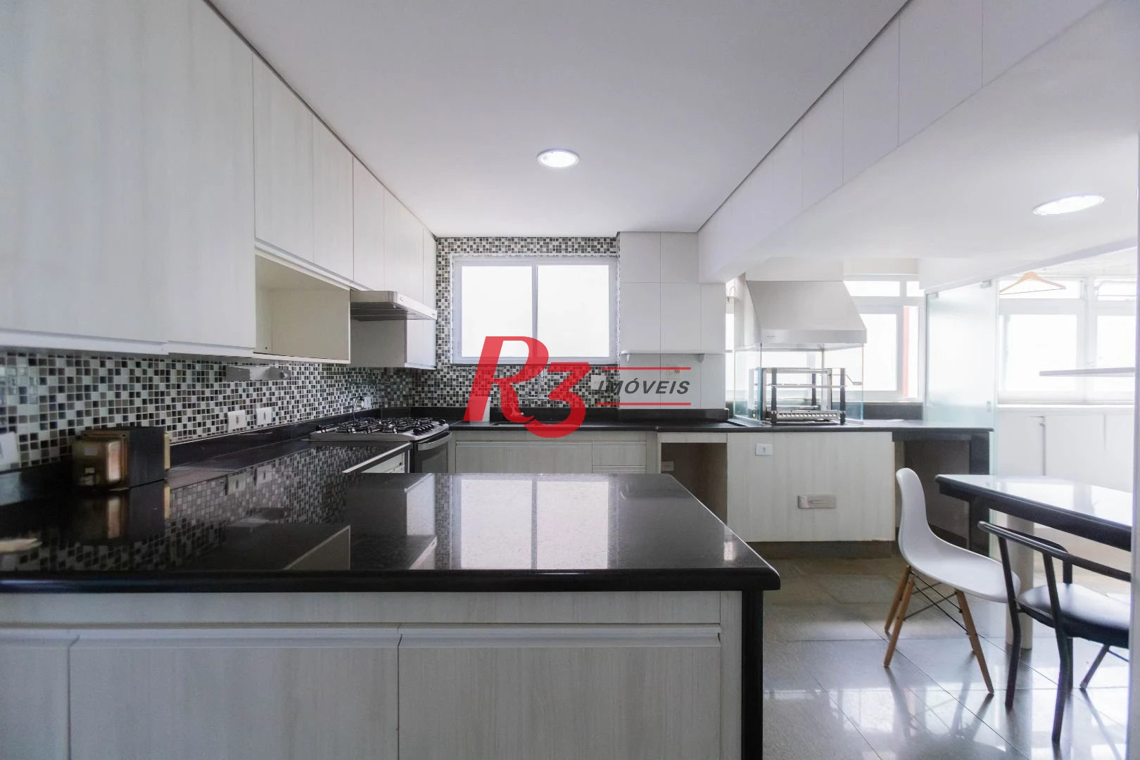 Apartamento para alugar, 197 m² por R$ 9.500,00/mês - José Menino - Santos/SP