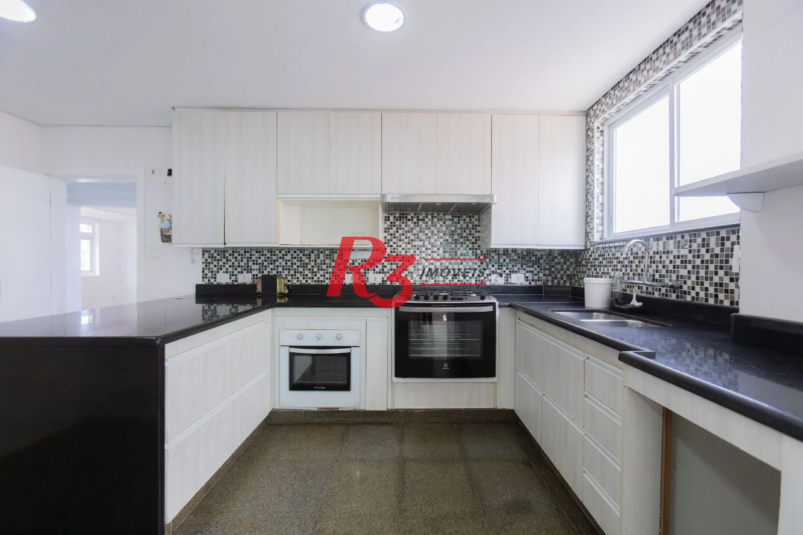 Apartamento para alugar, 197 m² por R$ 9.500,00/mês - José Menino - Santos/SP