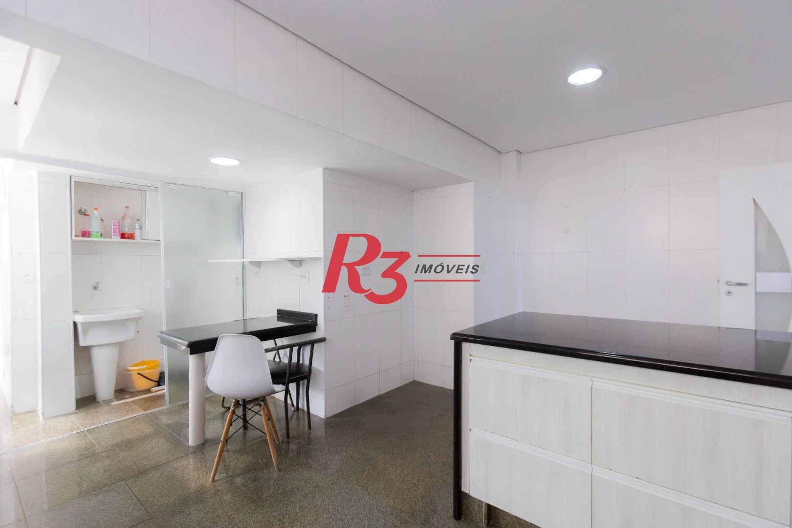 Apartamento para alugar, 197 m² por R$ 9.500,00/mês - José Menino - Santos/SP