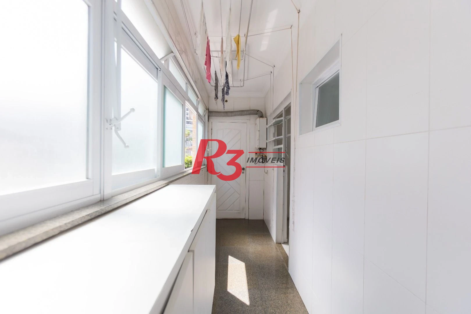 Apartamento para alugar, 197 m² por R$ 9.500,00/mês - José Menino - Santos/SP