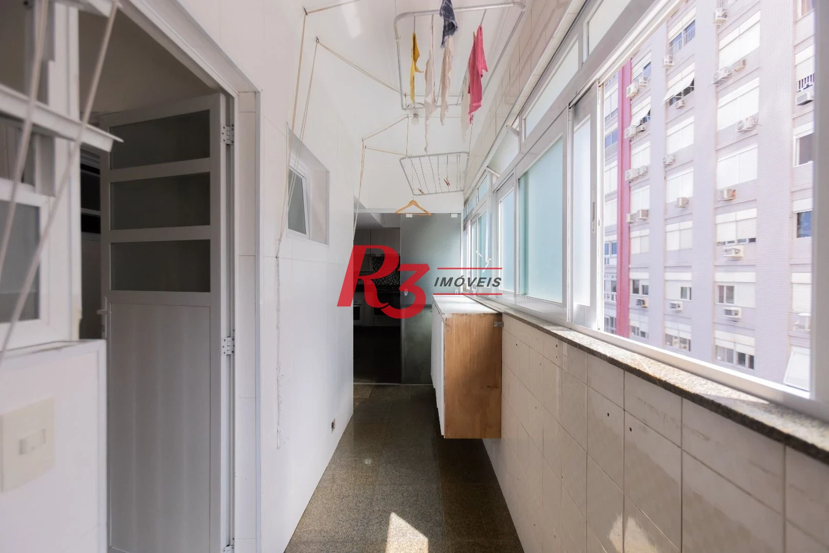 Apartamento para alugar, 197 m² por R$ 9.500,00/mês - José Menino - Santos/SP