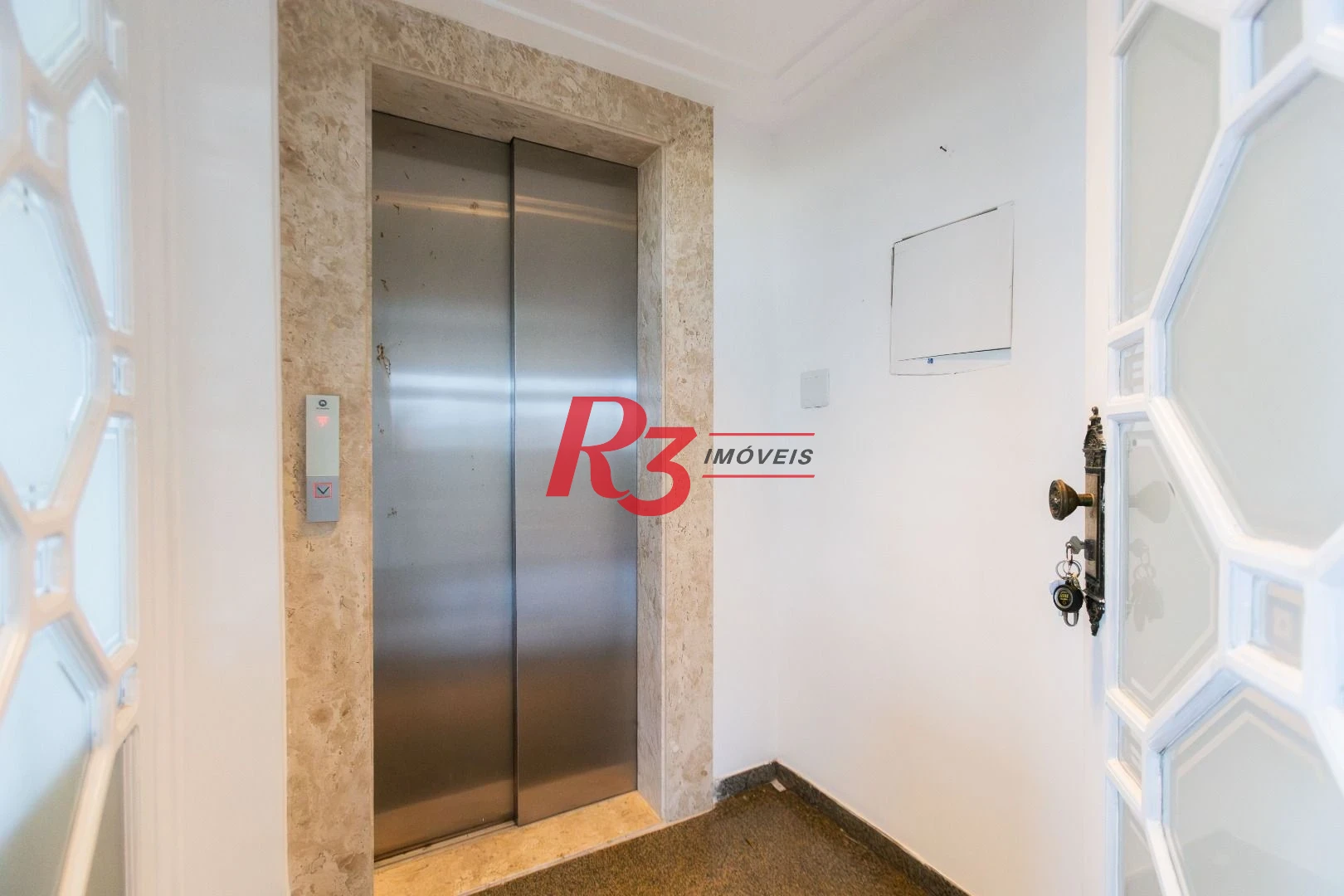Apartamento para alugar, 197 m² por R$ 9.500,00/mês - José Menino - Santos/SP