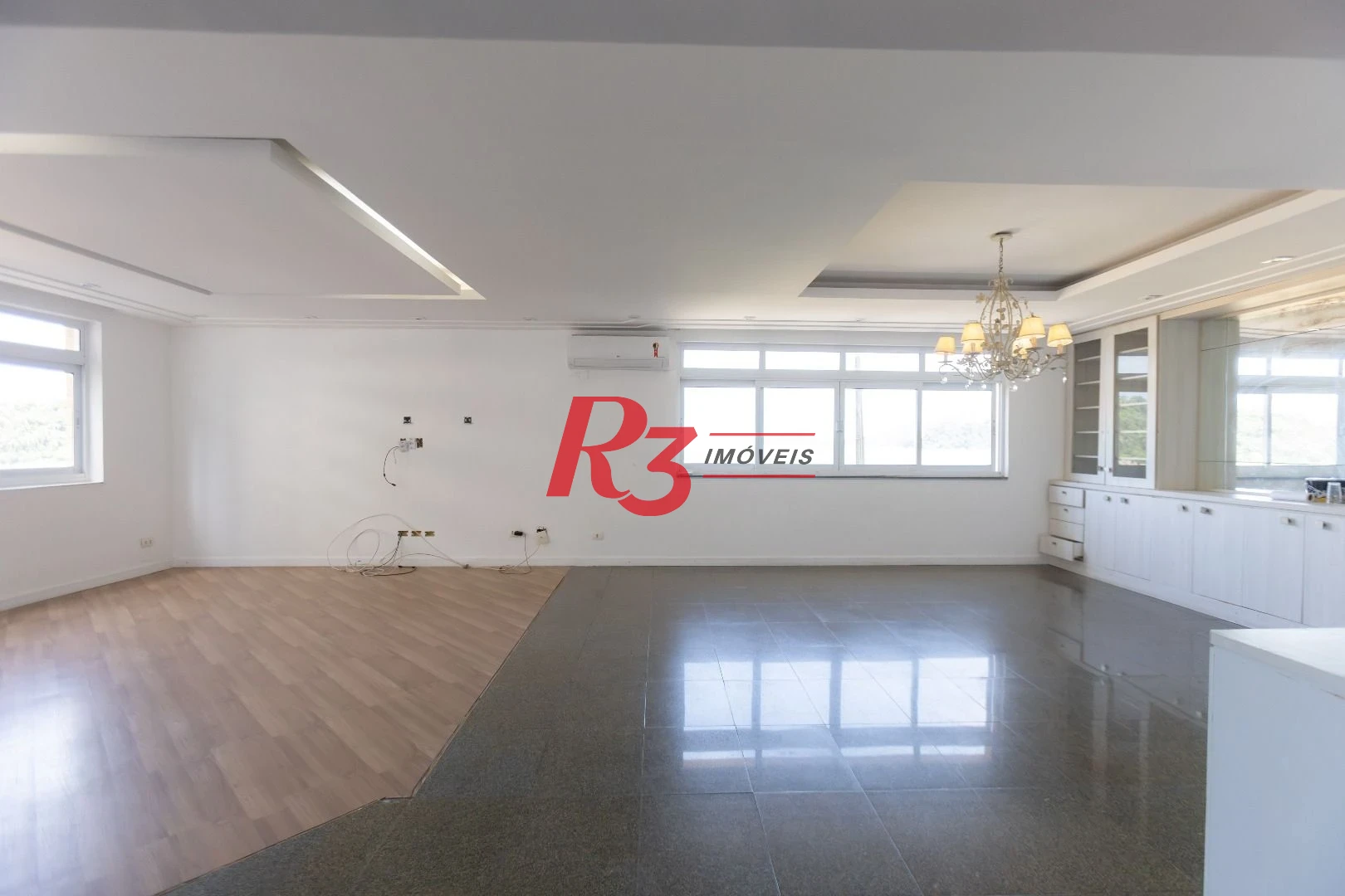 Apartamento para alugar, 197 m² por R$ 9.500,00/mês - José Menino - Santos/SP