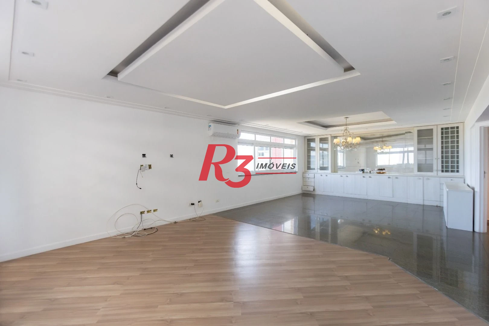 Apartamento para alugar, 197 m² por R$ 9.500,00/mês - José Menino - Santos/SP