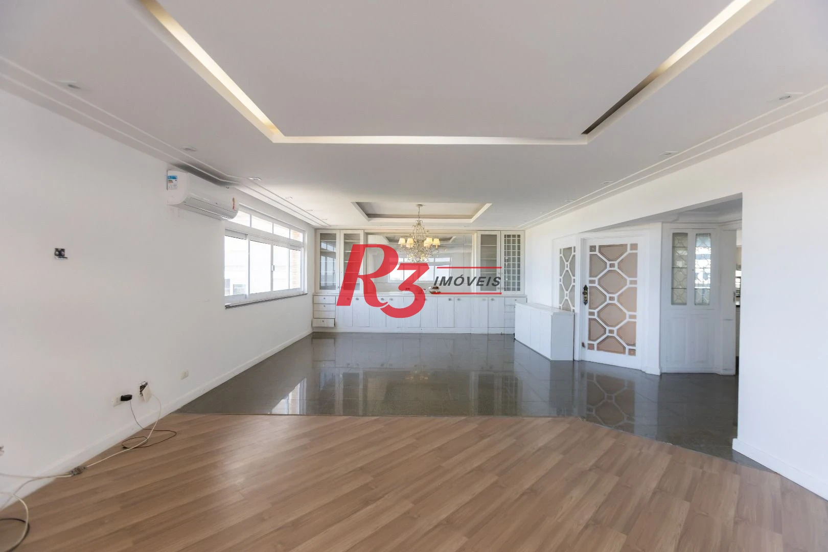 Apartamento para alugar, 197 m² por R$ 9.500,00/mês - José Menino - Santos/SP