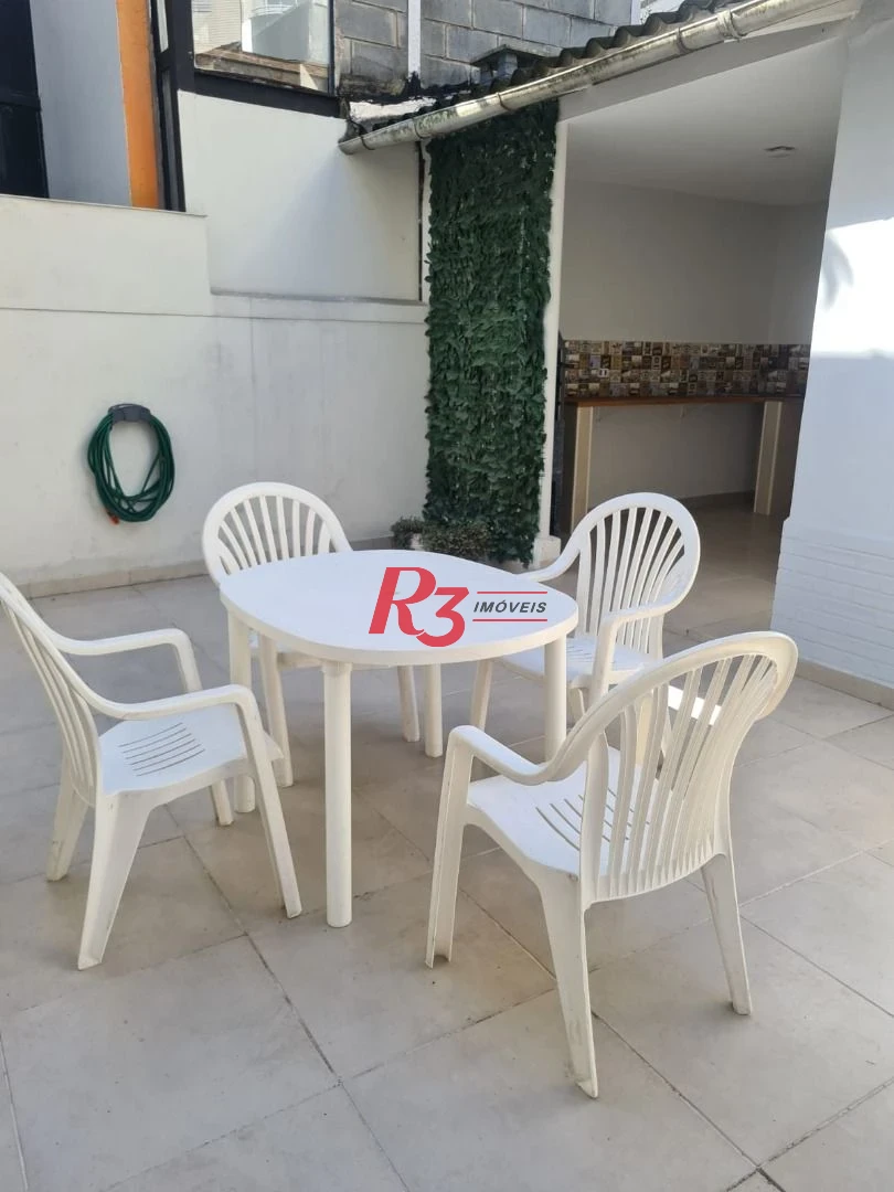 Casa com 4 dormitórios à venda, 196 m² por R$ 1.250.000,00 - Embaré - Santos/SP