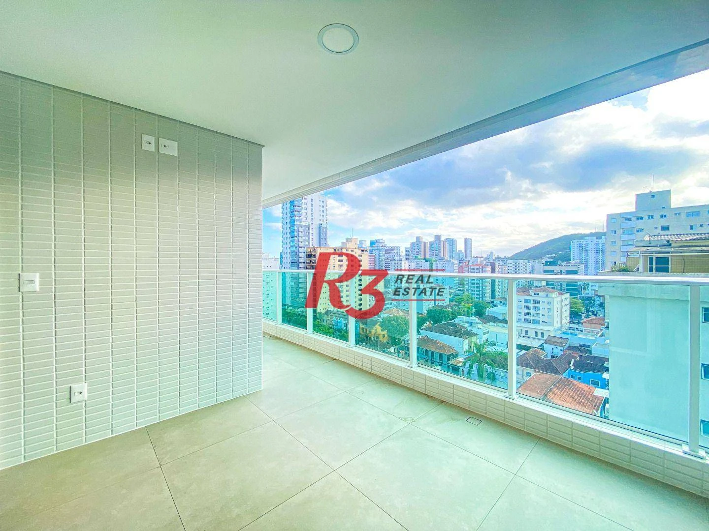 Apartamento com 2 dormitórios à venda, 107 m² por R$ 1.790.000,00 - Pompéia - Santos/SP