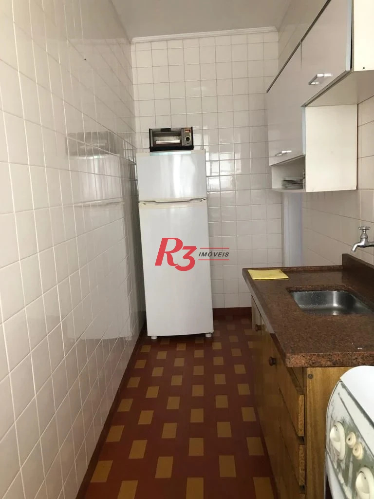 Apartamento frente a Praia! vista lateral, 70 m², 2 dorms, 1 wc, área de serviço, 1 vaga - itararé