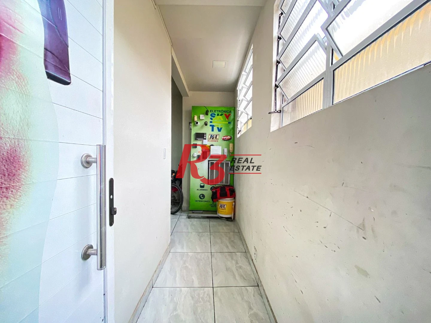 Casa com 3 dormitórios à venda, 96 m² por R$ 490.000,00 - Marapé - Santos/SP
