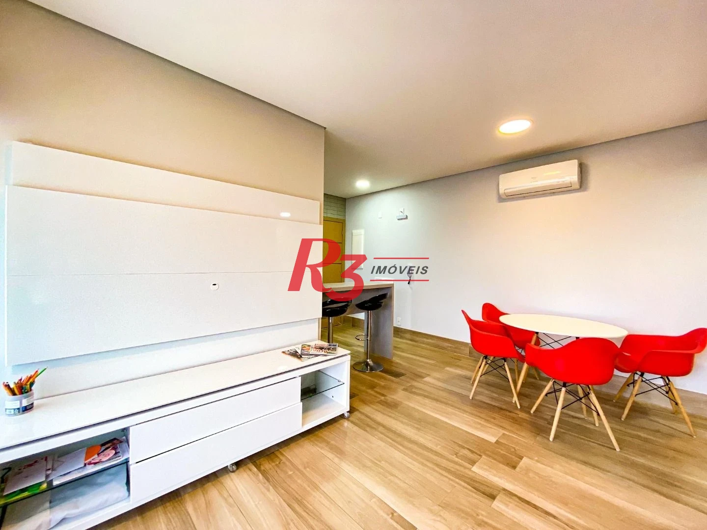 Apartamento com 1 dormitório para alugar, 60 m² por R$ 6.200,00/mês - Aparecida - Santos/SP