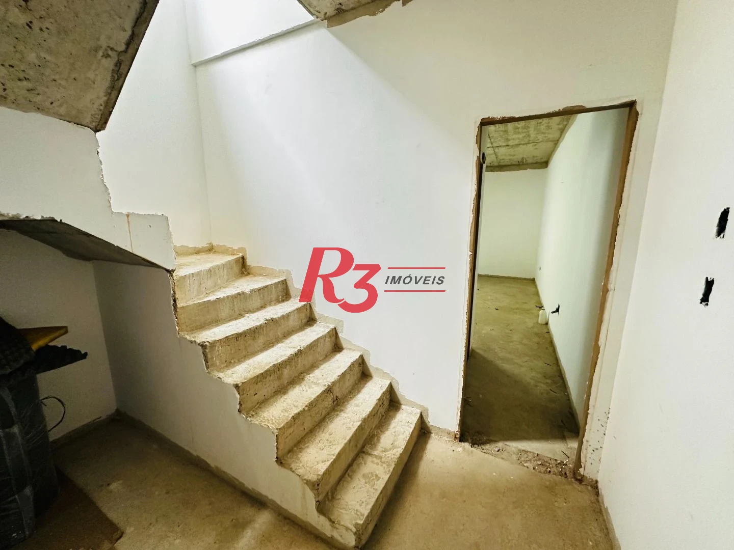Casa com 3 dormitórios à venda, 145 m² por R$ 1.230.000,00 - Aparecida - Santos/SP