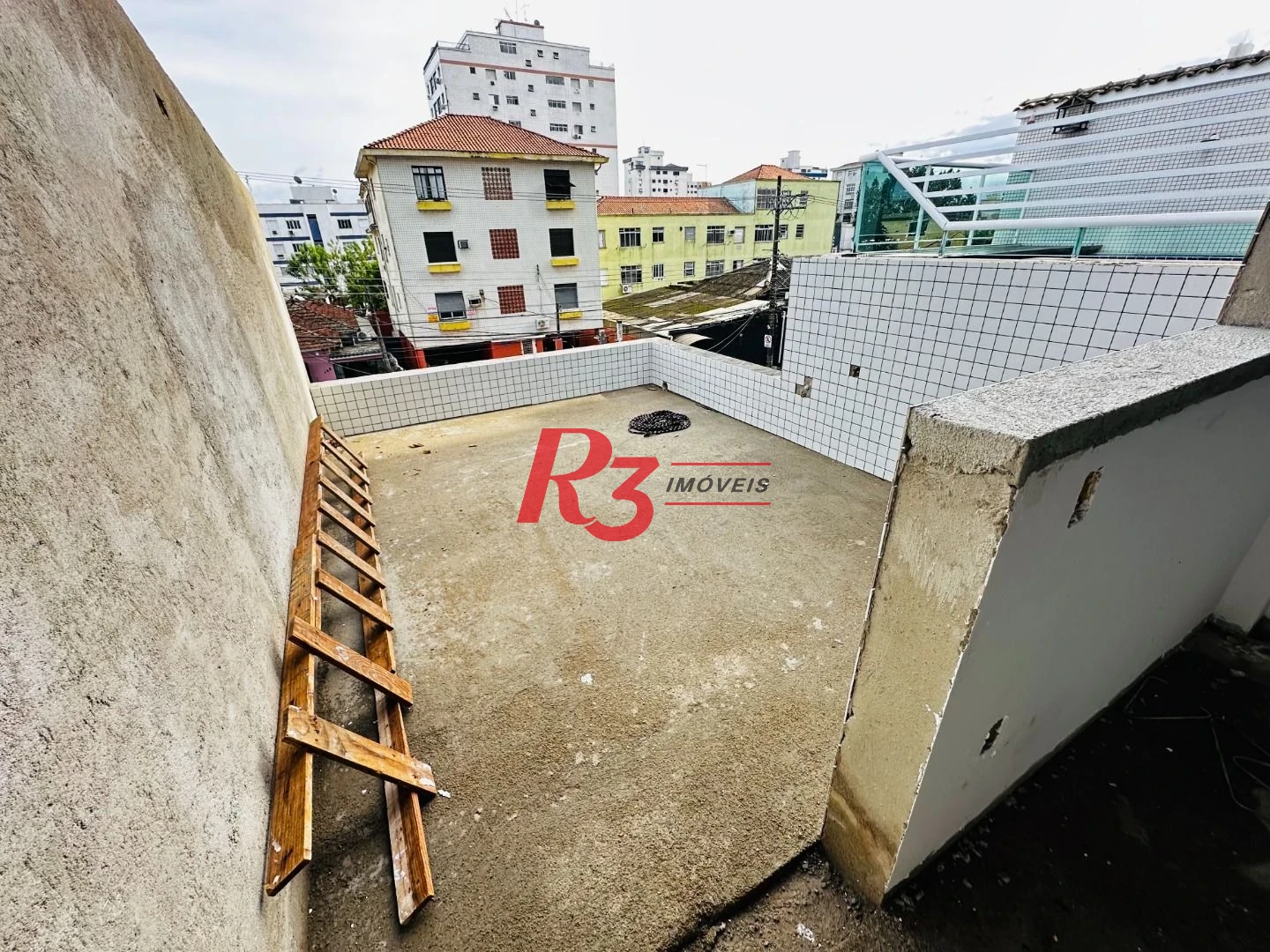 Casa com 3 dormitórios à venda, 145 m² por R$ 1.230.000,00 - Aparecida - Santos/SP