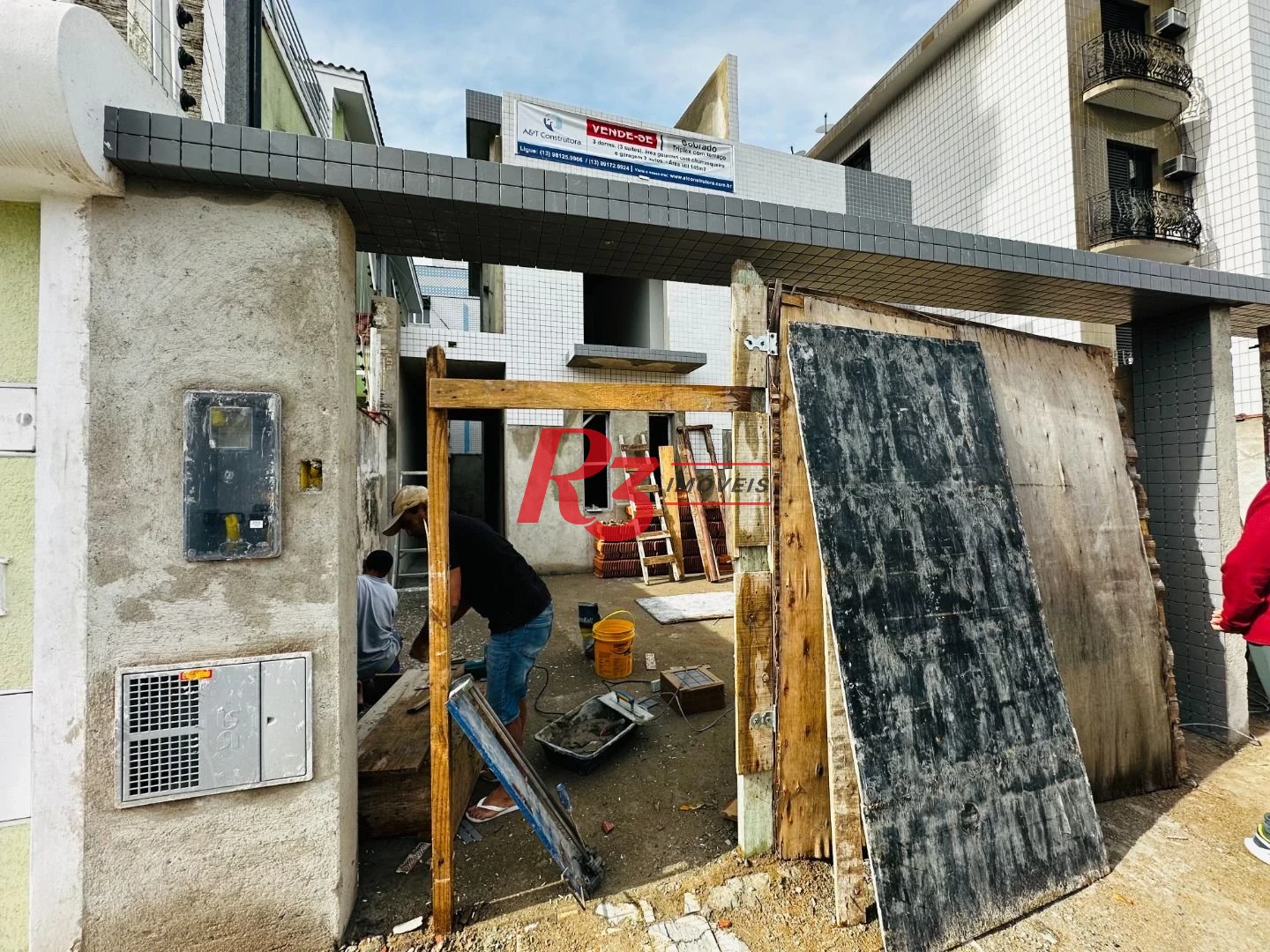 Casa com 3 dormitórios à venda, 145 m² por R$ 1.230.000,00 - Aparecida - Santos/SP