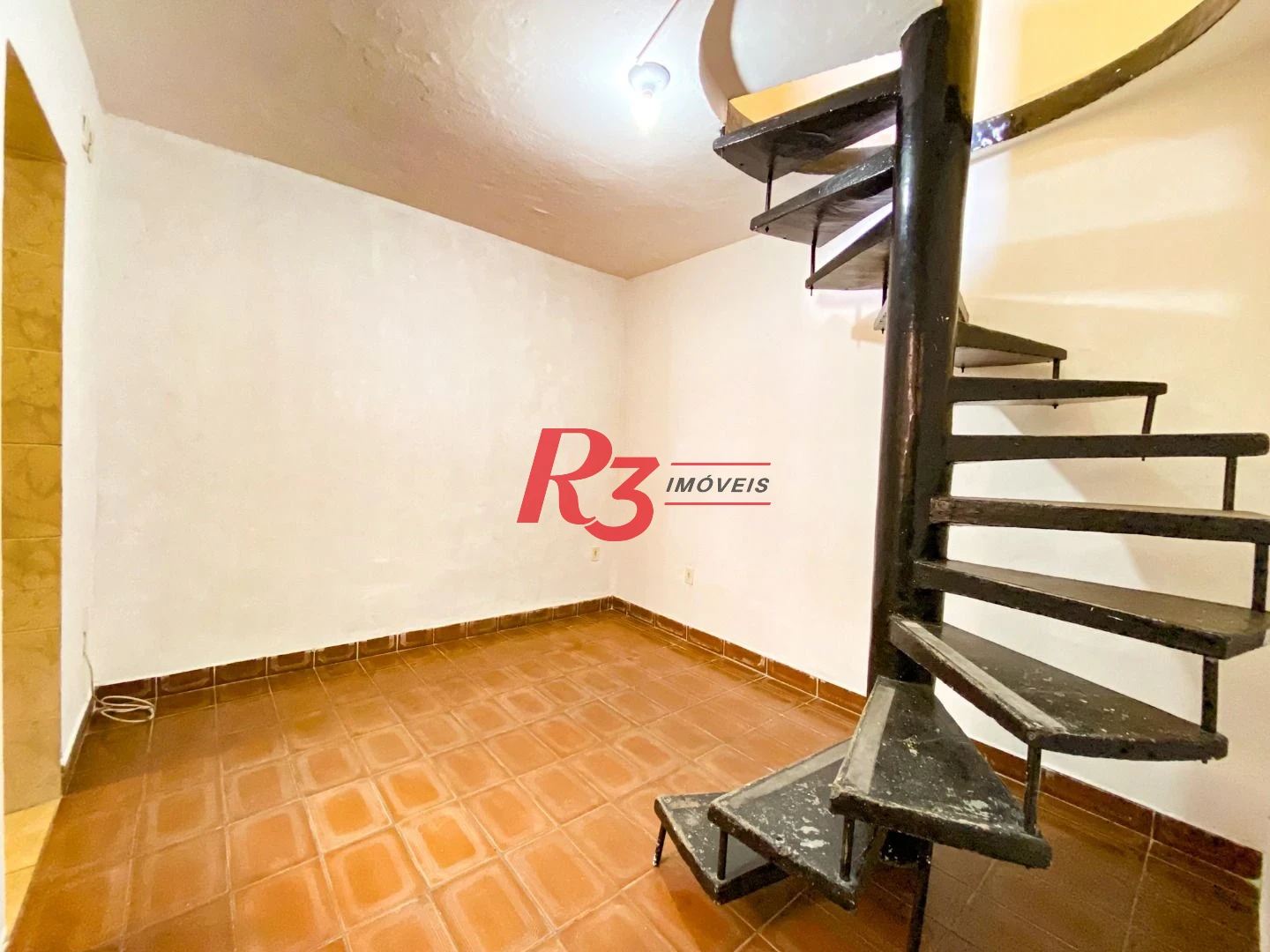 Casa com 2 dormitórios à venda, 102 m² por R$ 630.000,00 - Marapé - Santos/SP