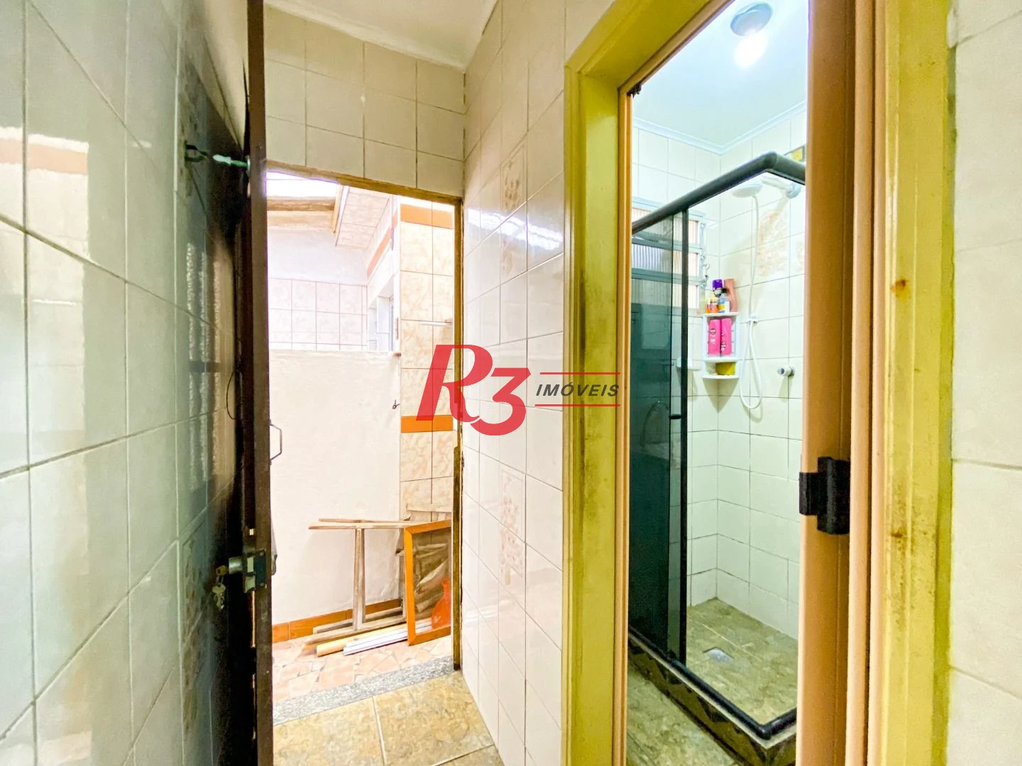 Casa com 2 dormitórios à venda, 102 m² por R$ 630.000,00 - Marapé - Santos/SP
