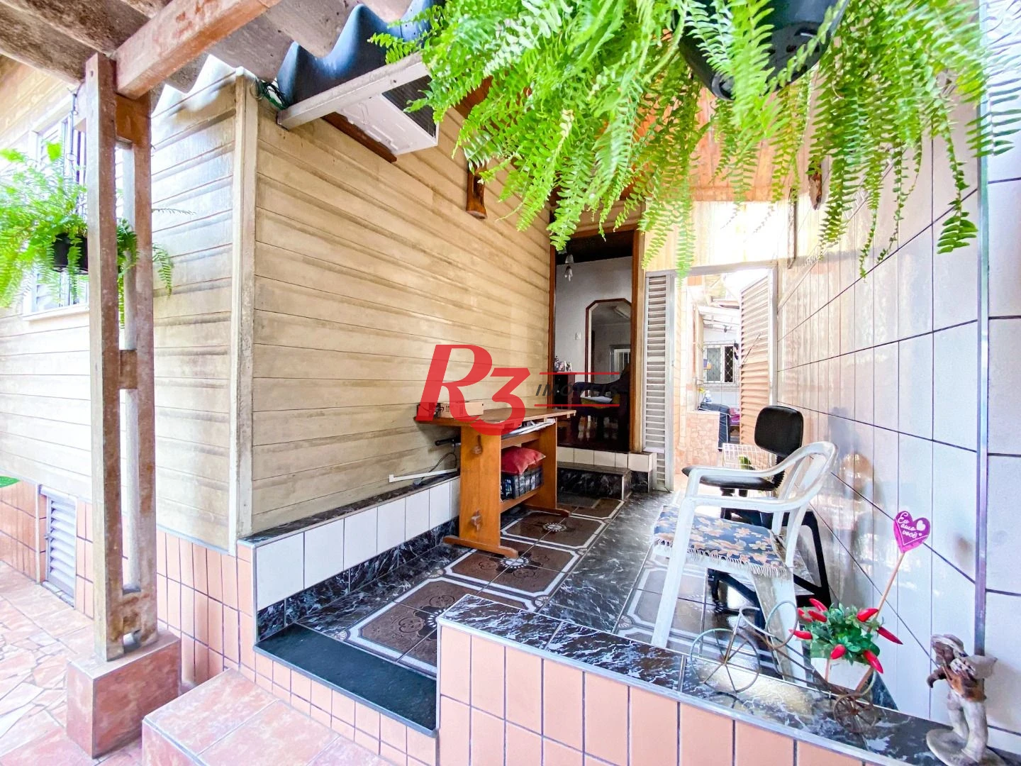 Casa com 2 dormitórios à venda, 102 m² por R$ 630.000,00 - Marapé - Santos/SP