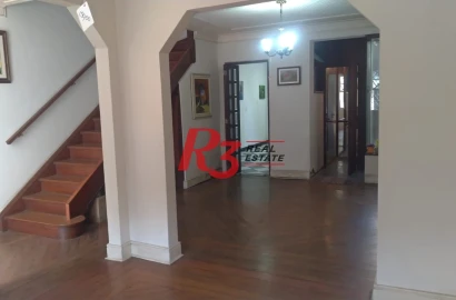 Sobrado à venda, 109 m² por R$ 850.000,00 - Gonzaga - Santos/SP