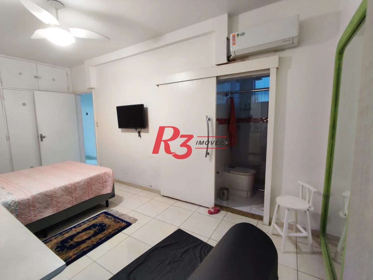 Apartamento com 2 dormitórios à venda, 92 m² por R$ 660.000,00 - Gonzaga - Santos/SP