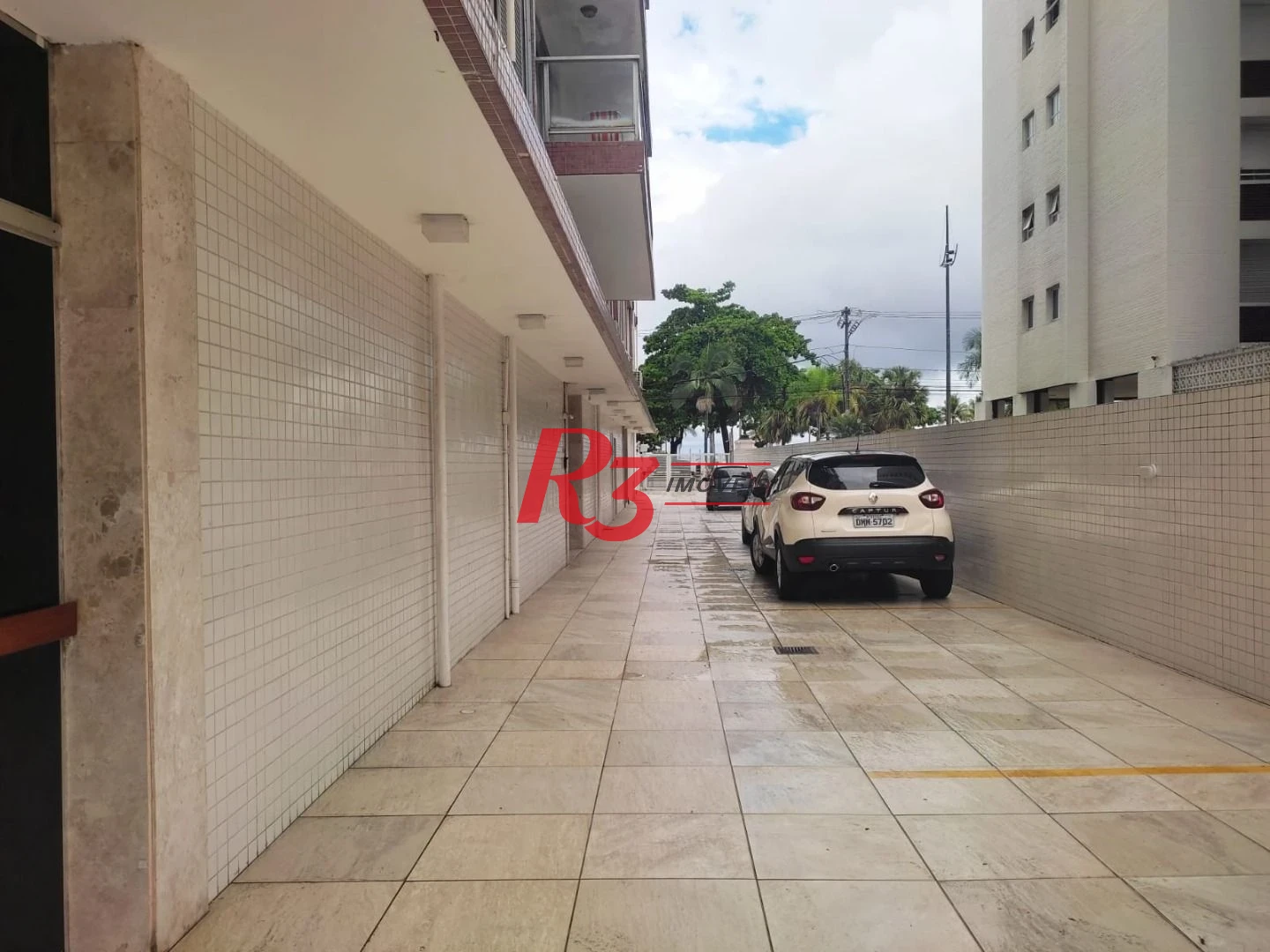 Apartamento com 2 dormitórios à venda, 92 m² por R$ 660.000,00 - Gonzaga - Santos/SP