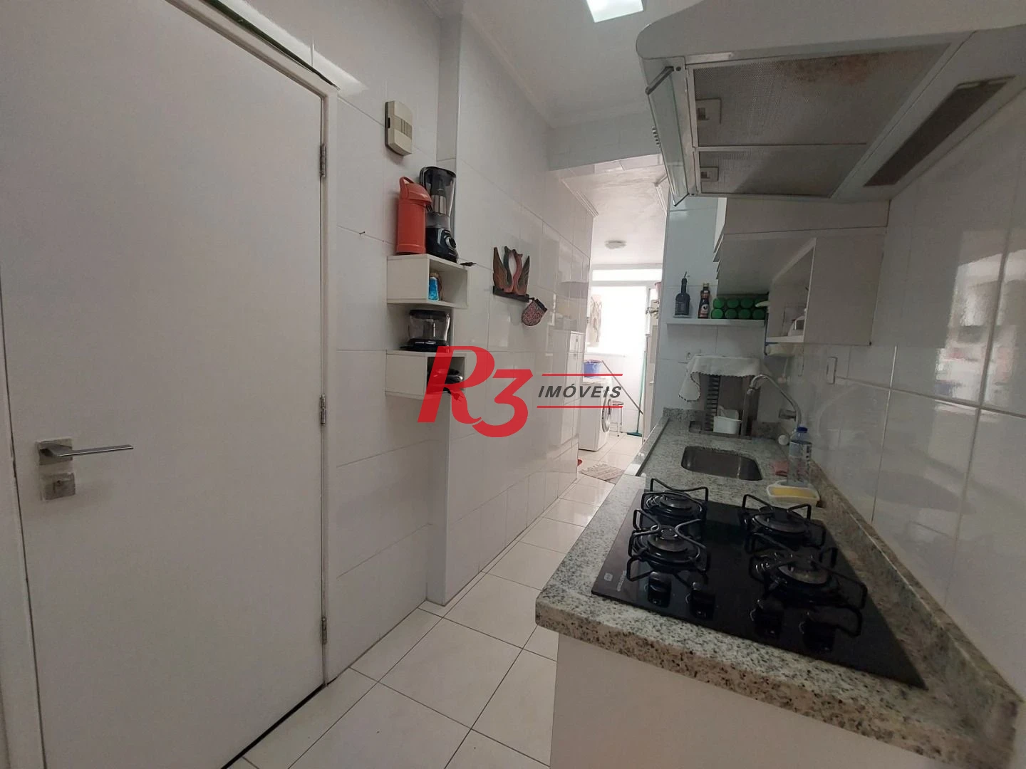 Apartamento com 2 dormitórios à venda, 92 m² por R$ 660.000,00 - Gonzaga - Santos/SP