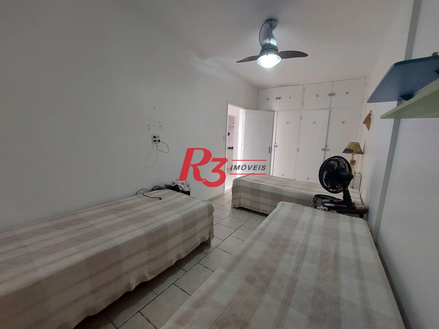 Apartamento com 2 dormitórios à venda, 92 m² por R$ 660.000,00 - Gonzaga - Santos/SP