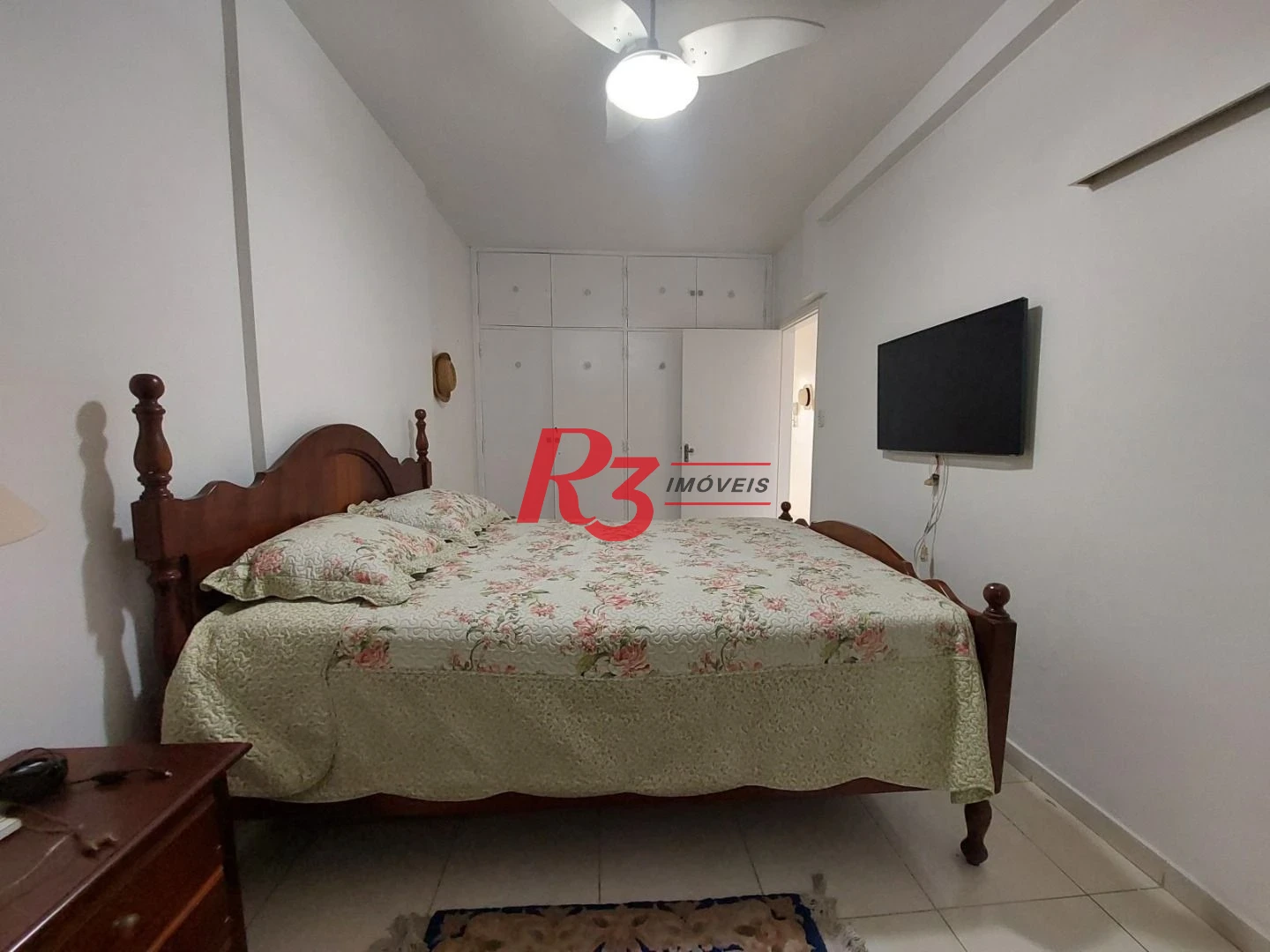 Apartamento com 2 dormitórios à venda, 92 m² por R$ 660.000,00 - Gonzaga - Santos/SP