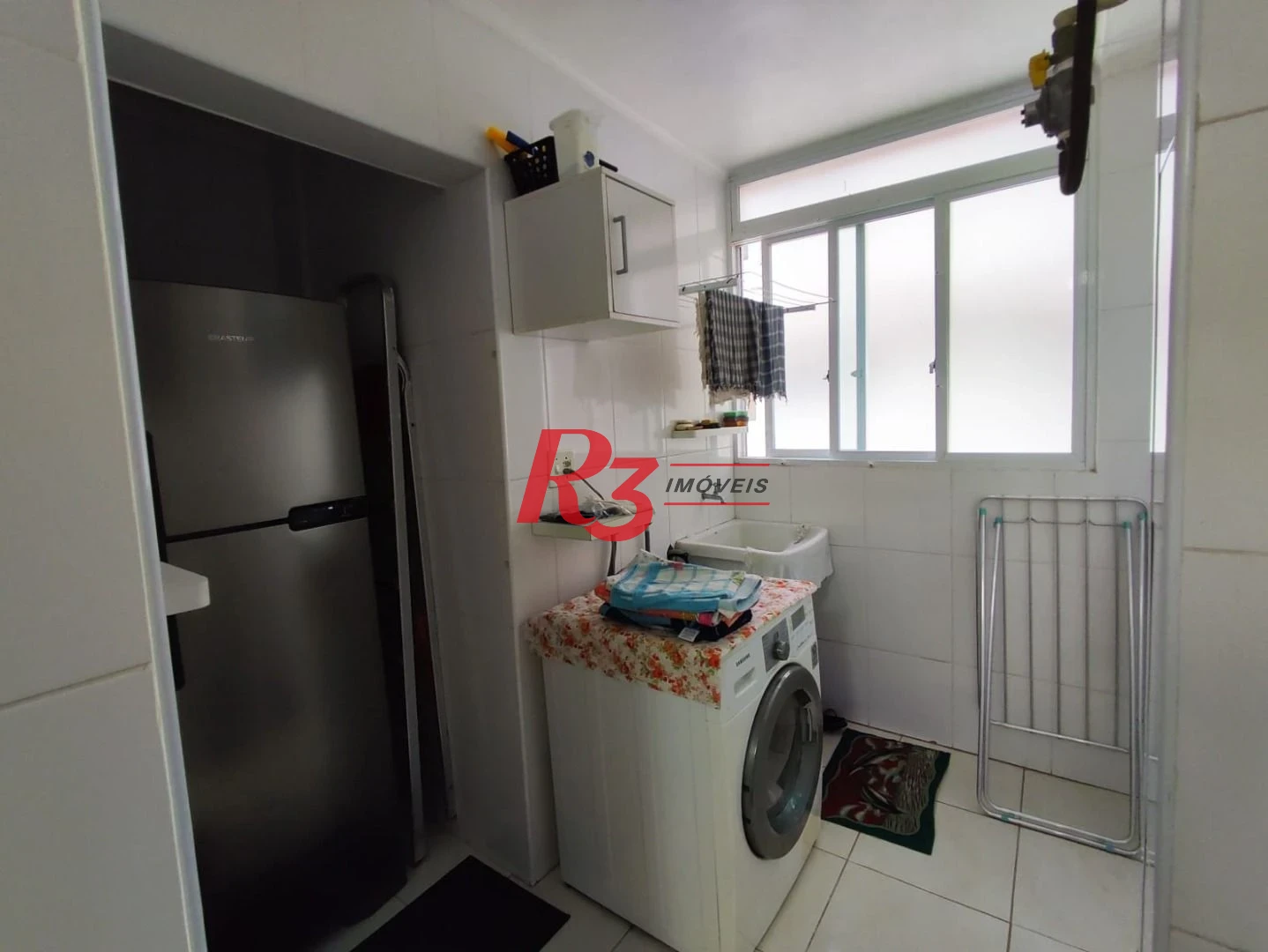 Apartamento com 2 dormitórios à venda, 92 m² por R$ 660.000,00 - Gonzaga - Santos/SP