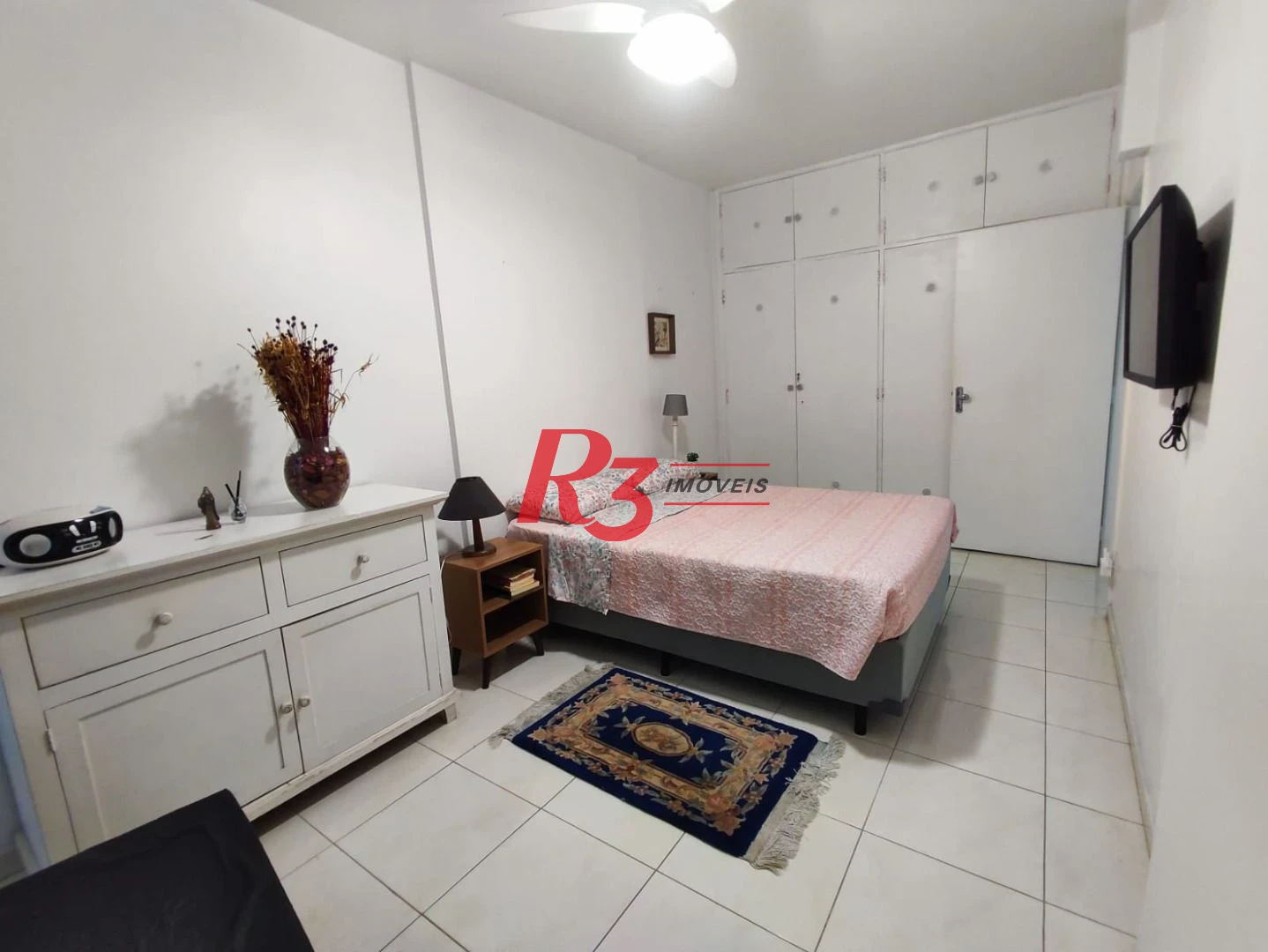 Apartamento com 2 dormitórios à venda, 92 m² por R$ 660.000,00 - Gonzaga - Santos/SP