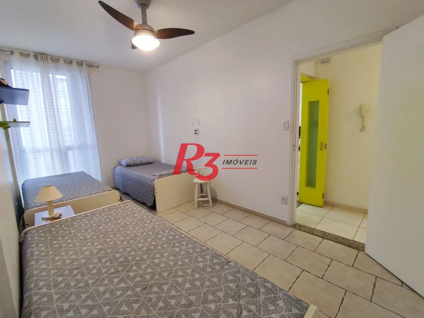 Apartamento com 2 dormitórios à venda, 92 m² por R$ 660.000,00 - Gonzaga - Santos/SP