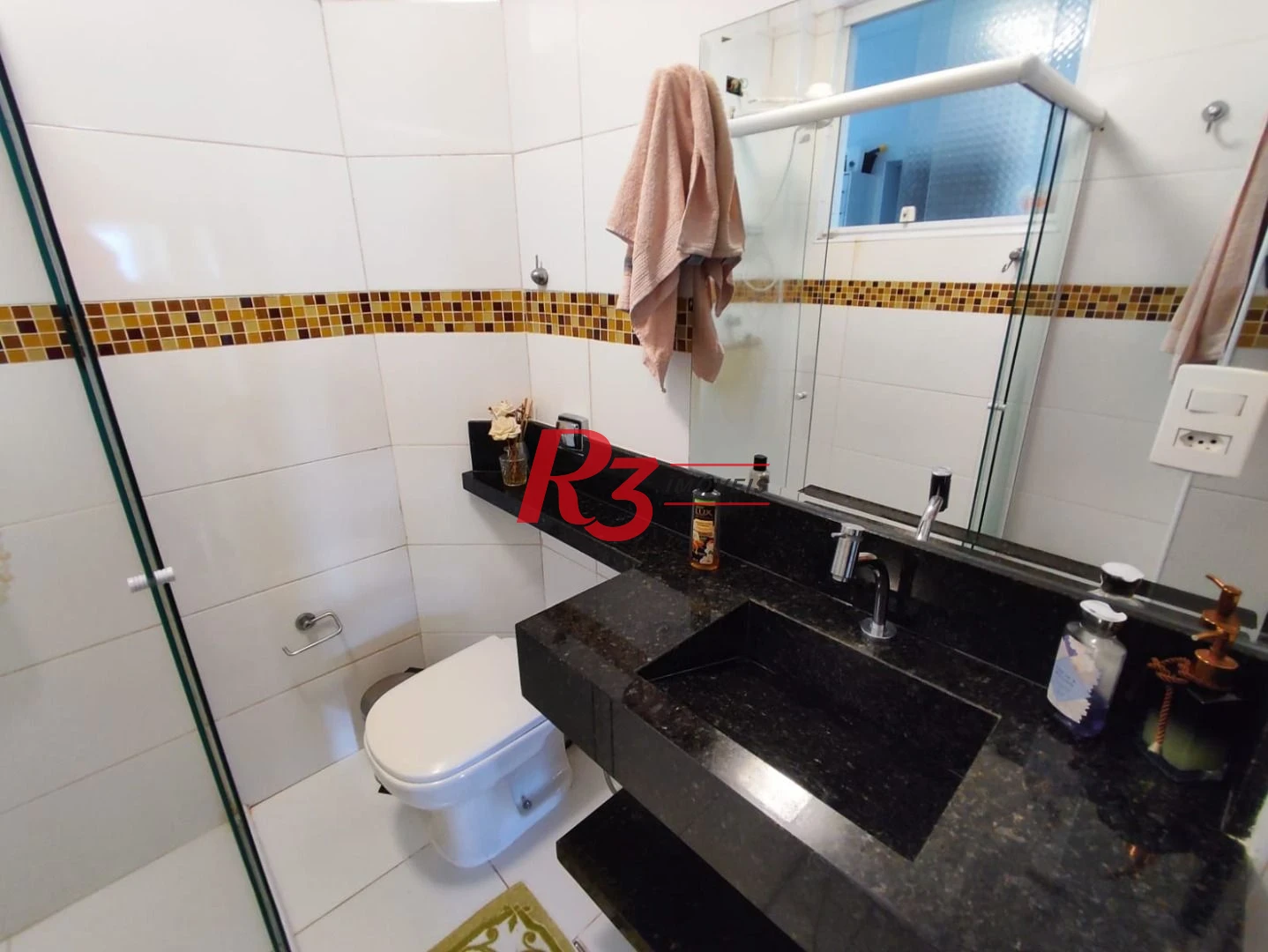 Apartamento com 2 dormitórios à venda, 92 m² por R$ 660.000,00 - Gonzaga - Santos/SP