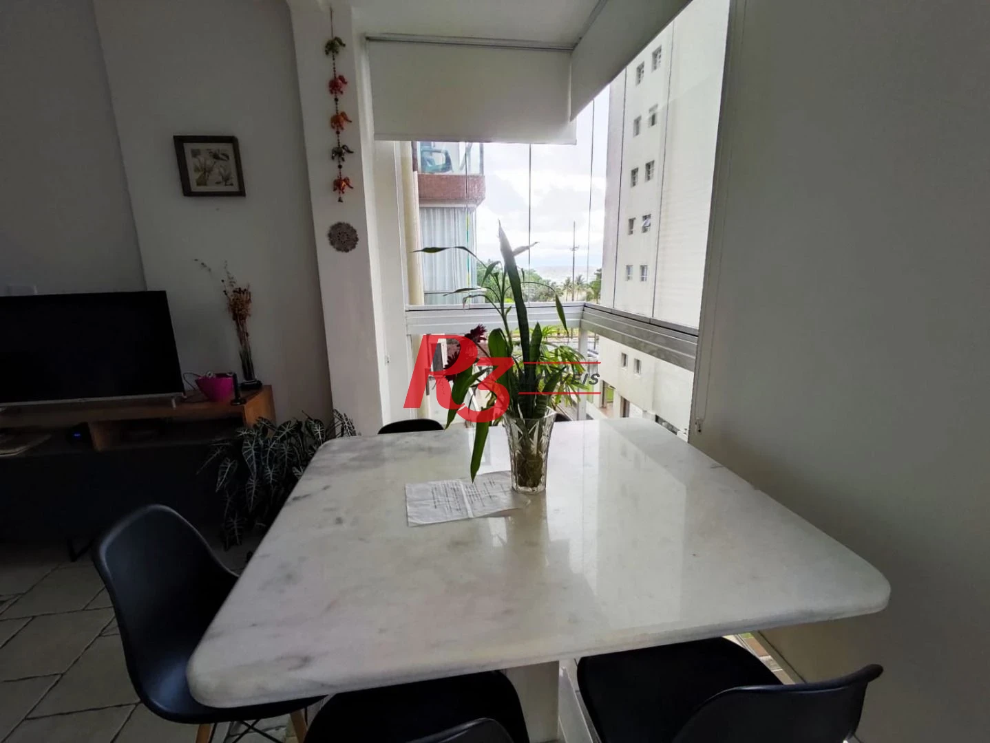 Apartamento com 2 dormitórios à venda, 92 m² por R$ 660.000,00 - Gonzaga - Santos/SP