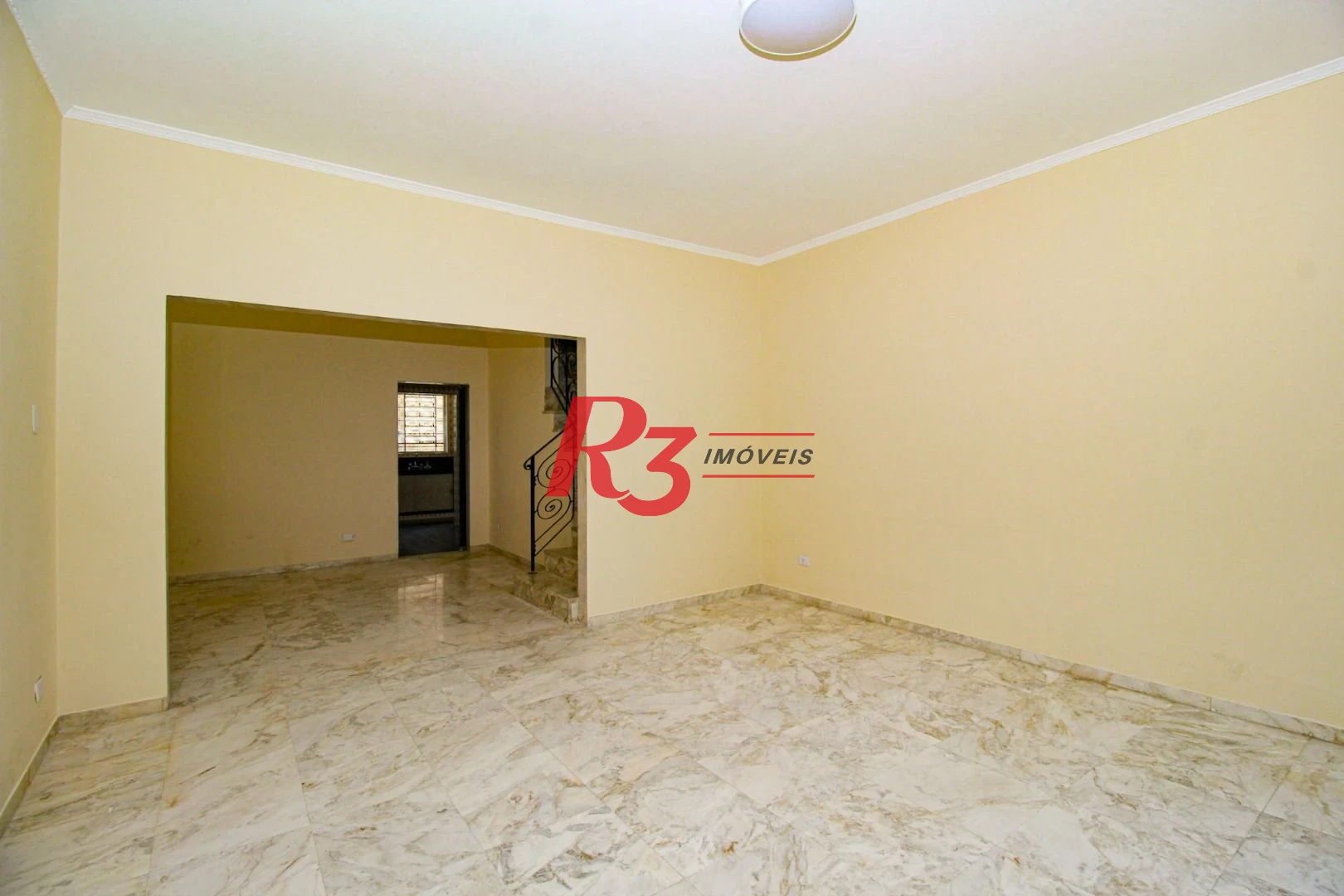 Sobrado para alugar, 224 m² por R$ 7.900,00/mês - Embaré - Santos/SP