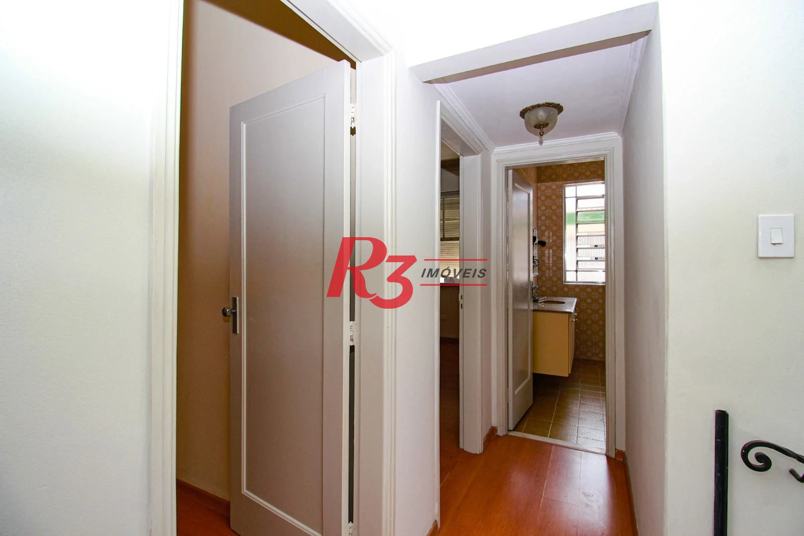 Sobrado para alugar, 224 m² por R$ 7.900,00/mês - Embaré - Santos/SP