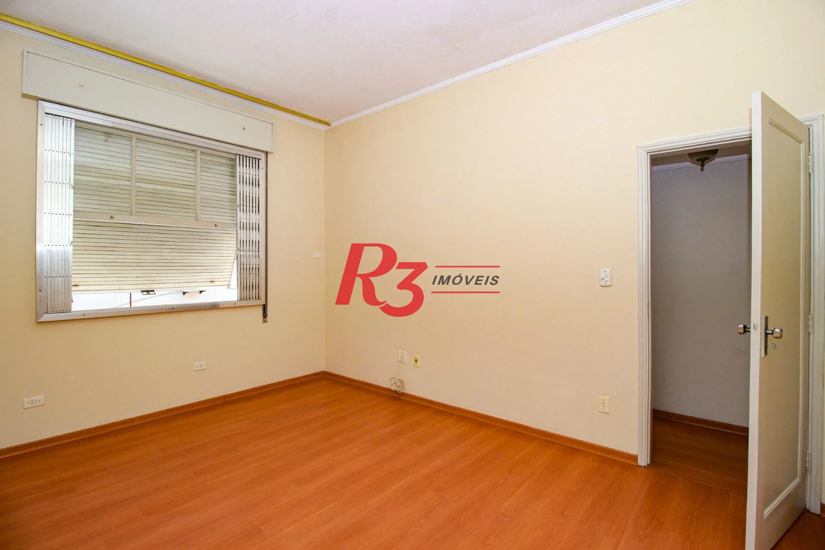 Sobrado para alugar, 224 m² por R$ 7.900,00/mês - Embaré - Santos/SP