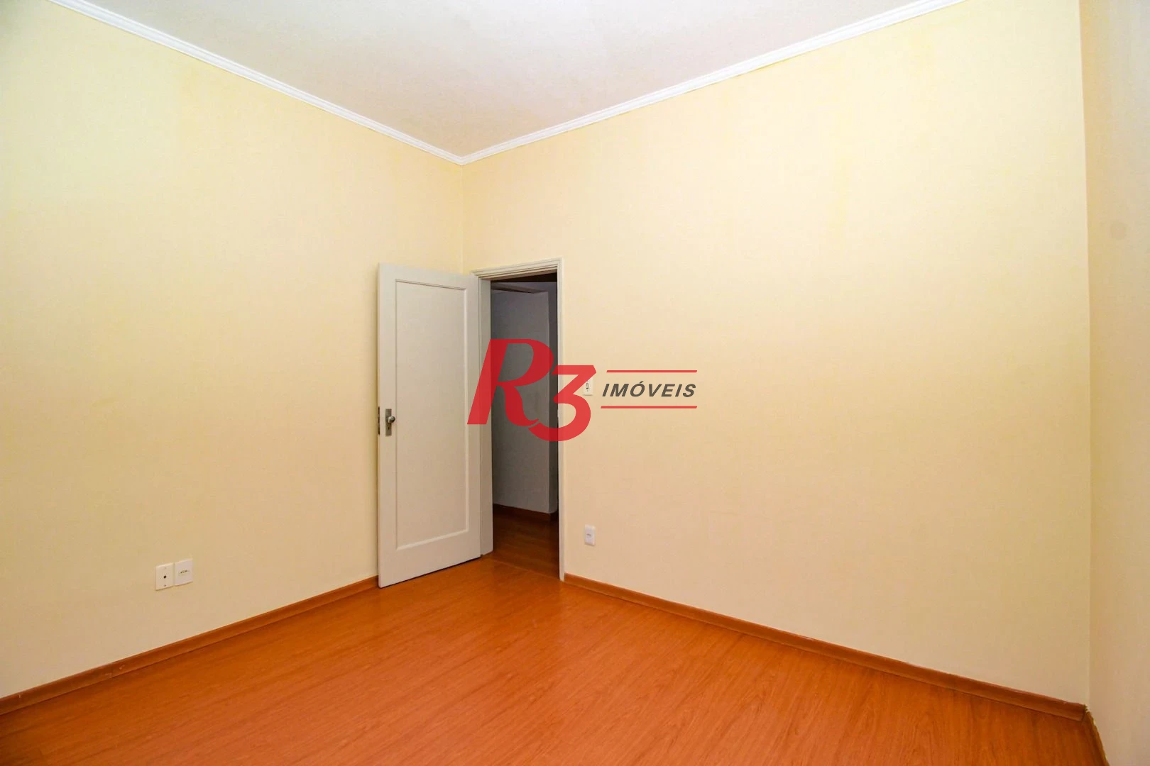 Sobrado para alugar, 224 m² por R$ 7.900,00/mês - Embaré - Santos/SP