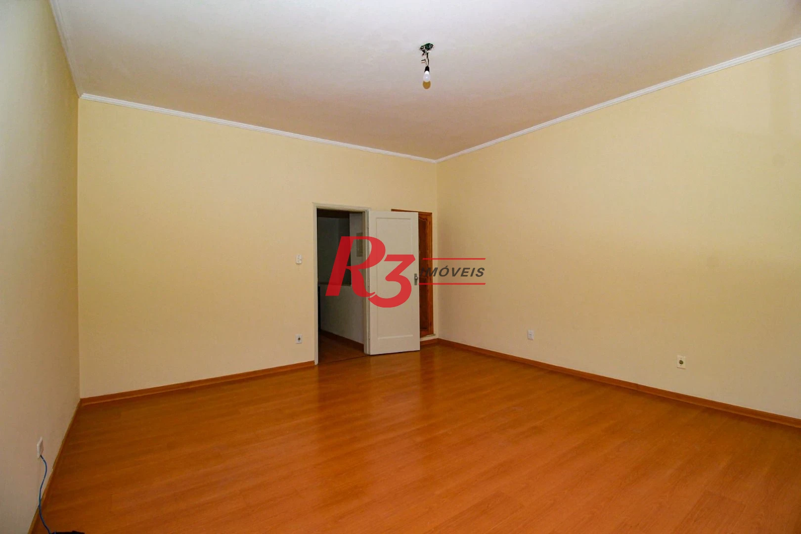 Sobrado para alugar, 224 m² por R$ 7.900,00/mês - Embaré - Santos/SP