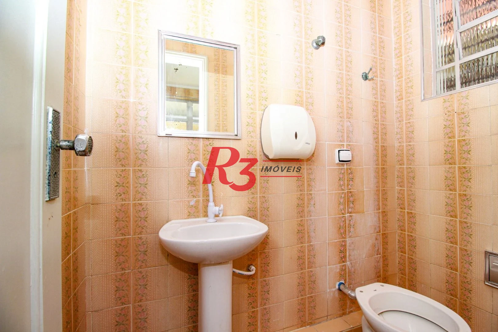 Sobrado para alugar, 224 m² por R$ 7.900,00/mês - Embaré - Santos/SP