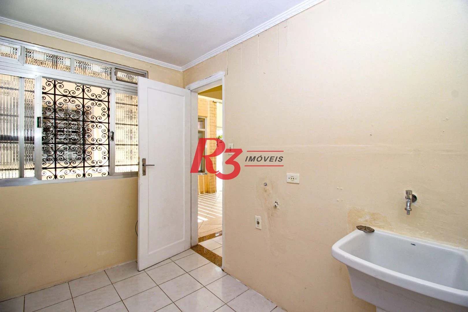 Sobrado para alugar, 224 m² por R$ 7.900,00/mês - Embaré - Santos/SP