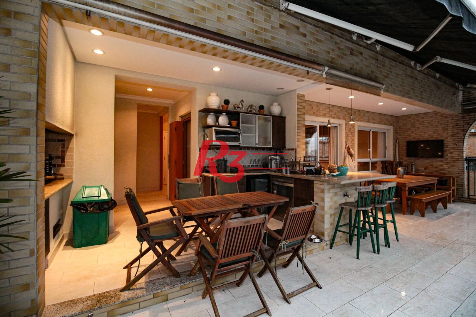 Cobertura à venda, 437 m² por R$ 5.600.000,00 - Gonzaga - Santos/SP
