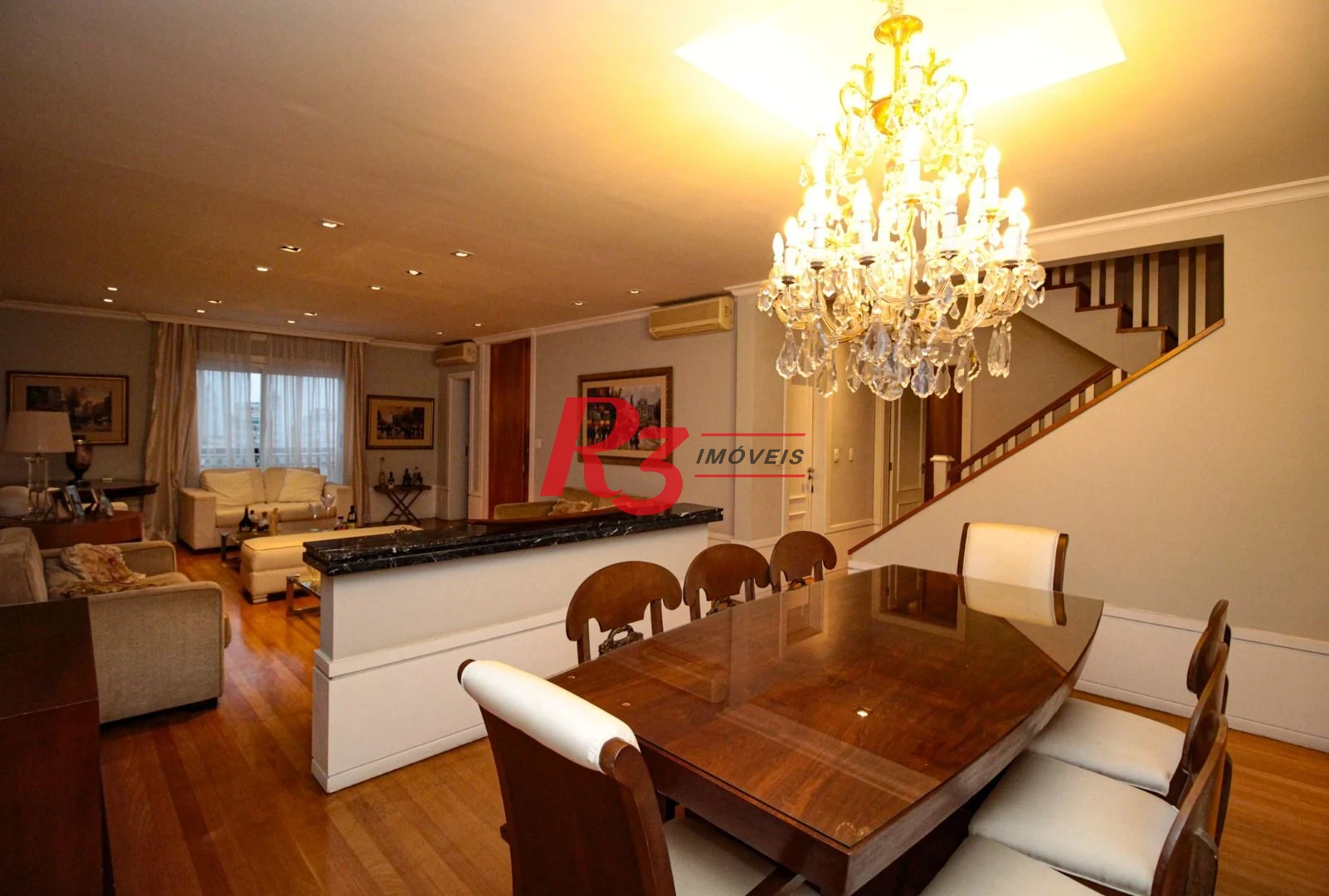 Cobertura à venda, 437 m² por R$ 5.600.000,00 - Gonzaga - Santos/SP