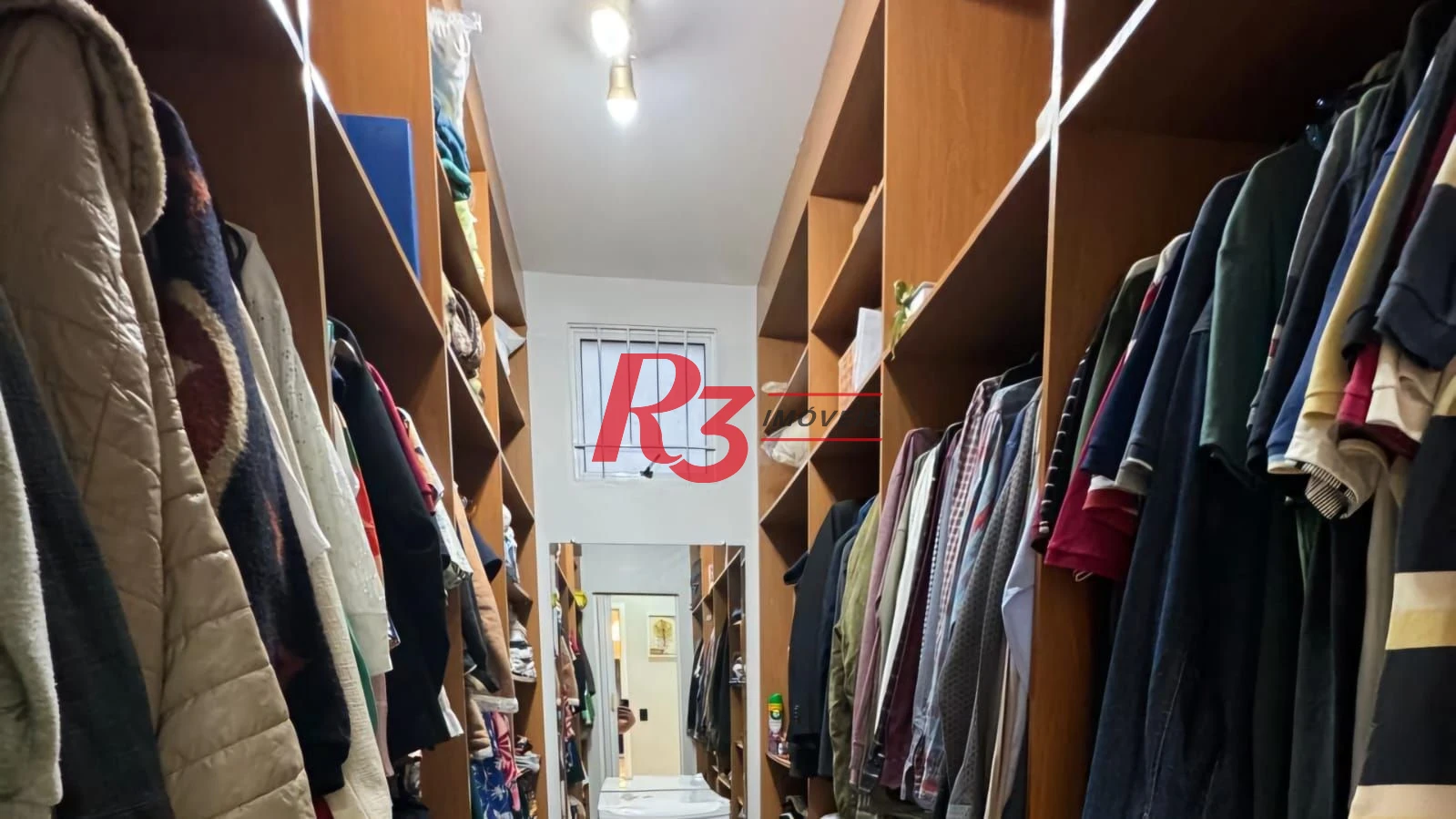 Casa com 3 dormitórios à venda, 189 m² por R$ 1.680.000,00 - Campo Grande - Santos/SP