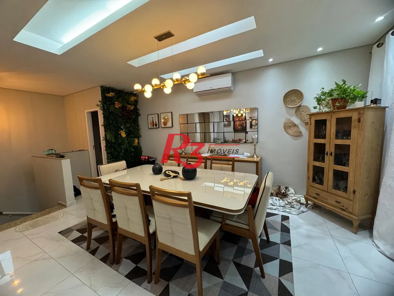 Casa com 3 dormitórios à venda, 189 m² por R$ 1.680.000,00 - Campo Grande - Santos/SP