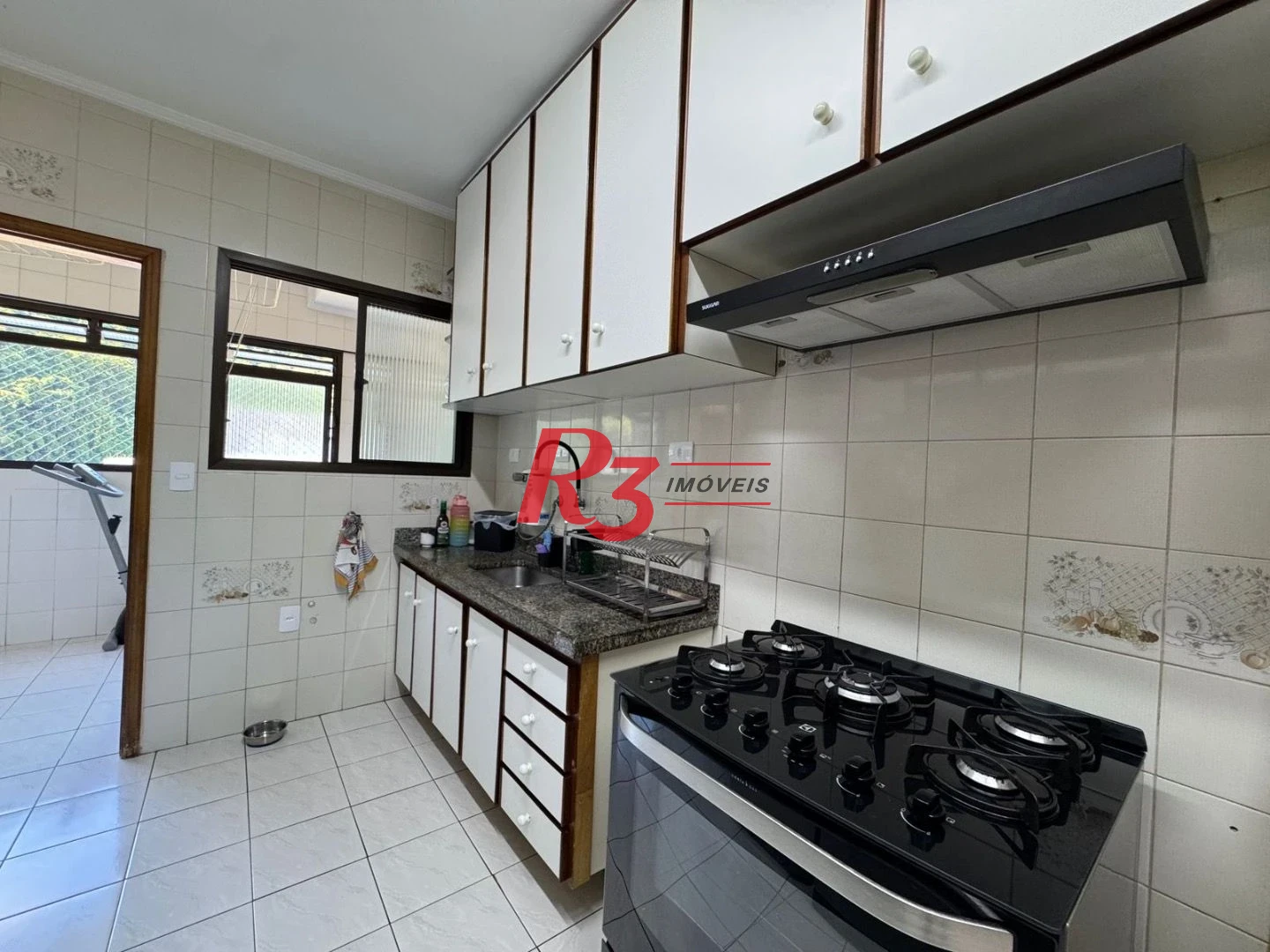 Apartamento com 2 dormitórios à venda, 97 m² por R$ 750.000,00 - Marapé - Santos/SP