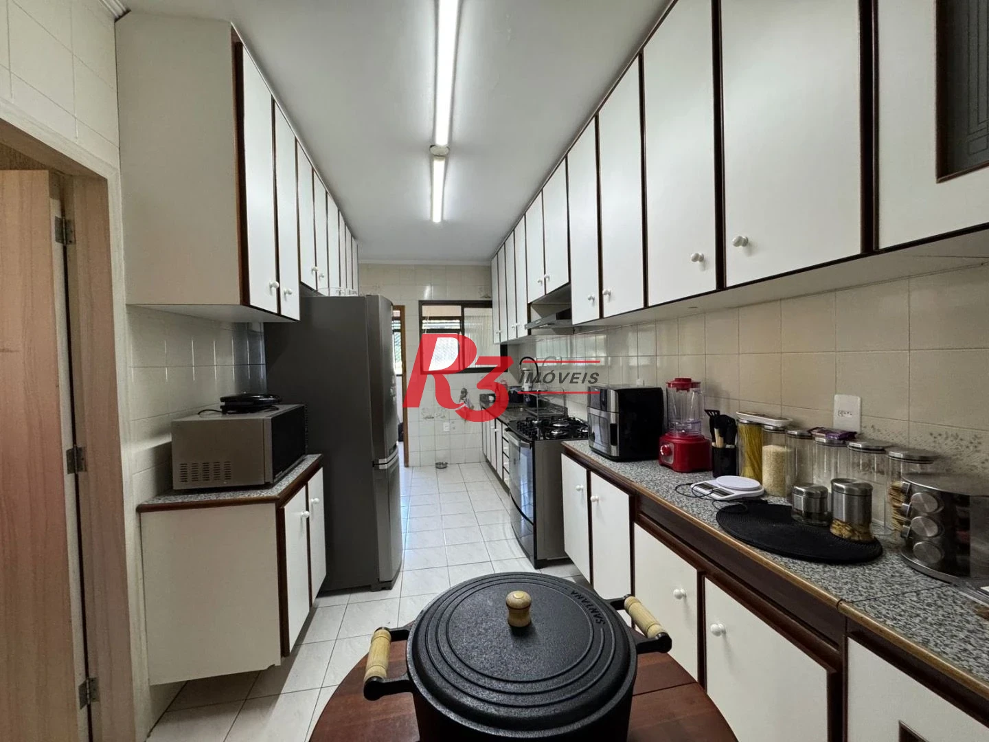 Apartamento com 2 dormitórios à venda, 97 m² por R$ 750.000,00 - Marapé - Santos/SP